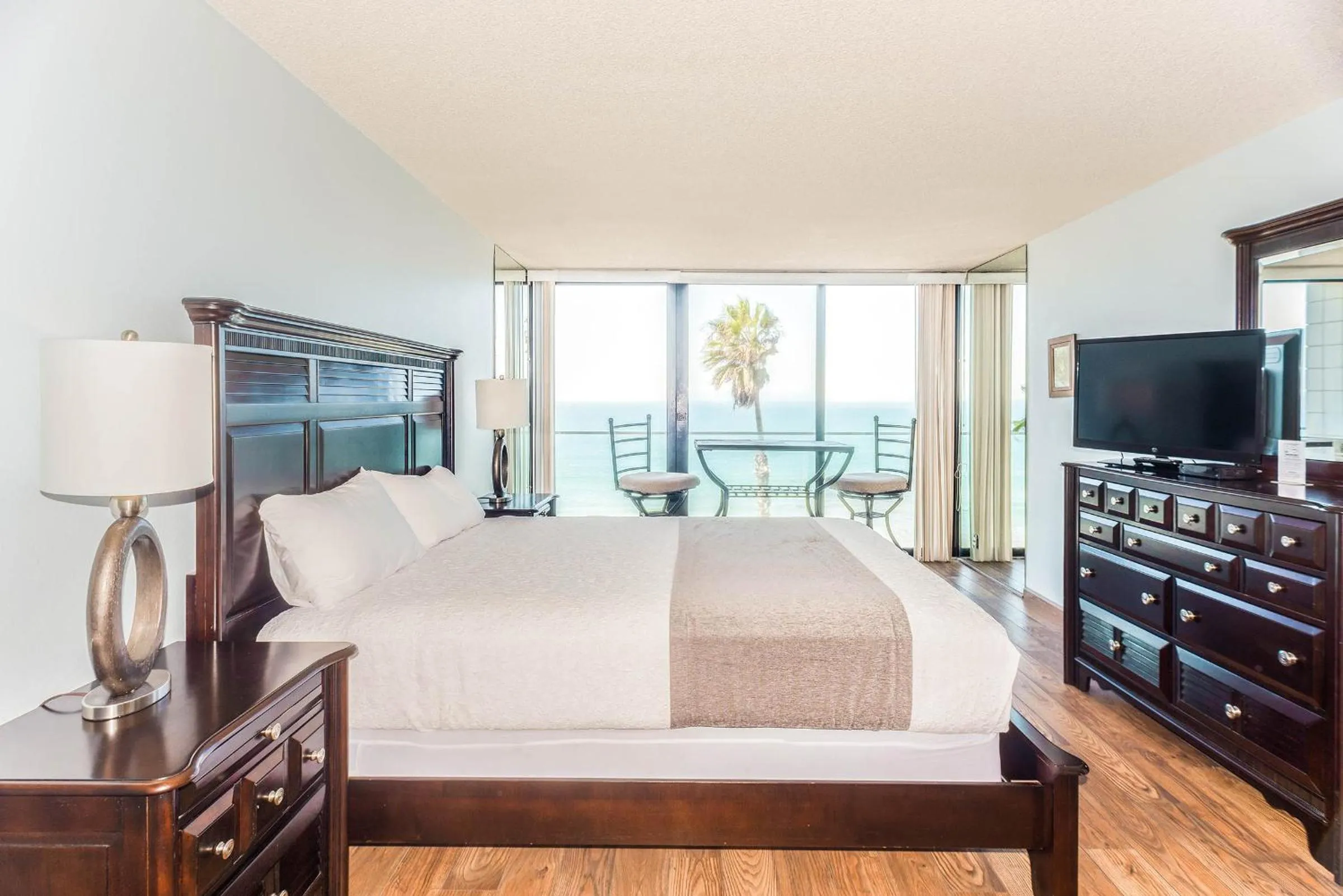 Bedroom in Capri by the Sea by All Seasons Resort Lodging