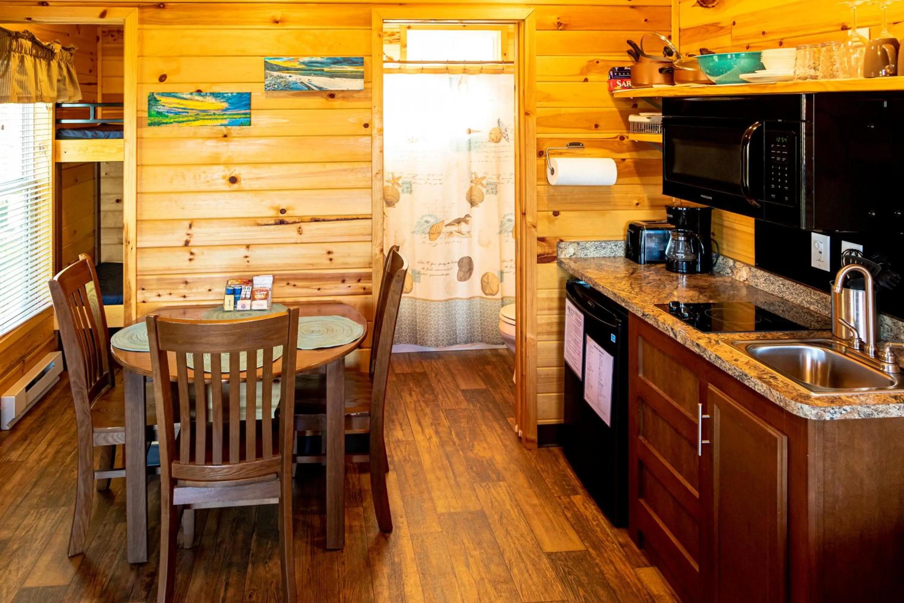 Kitchen or kitchenette in Crescent Beach and RV Park