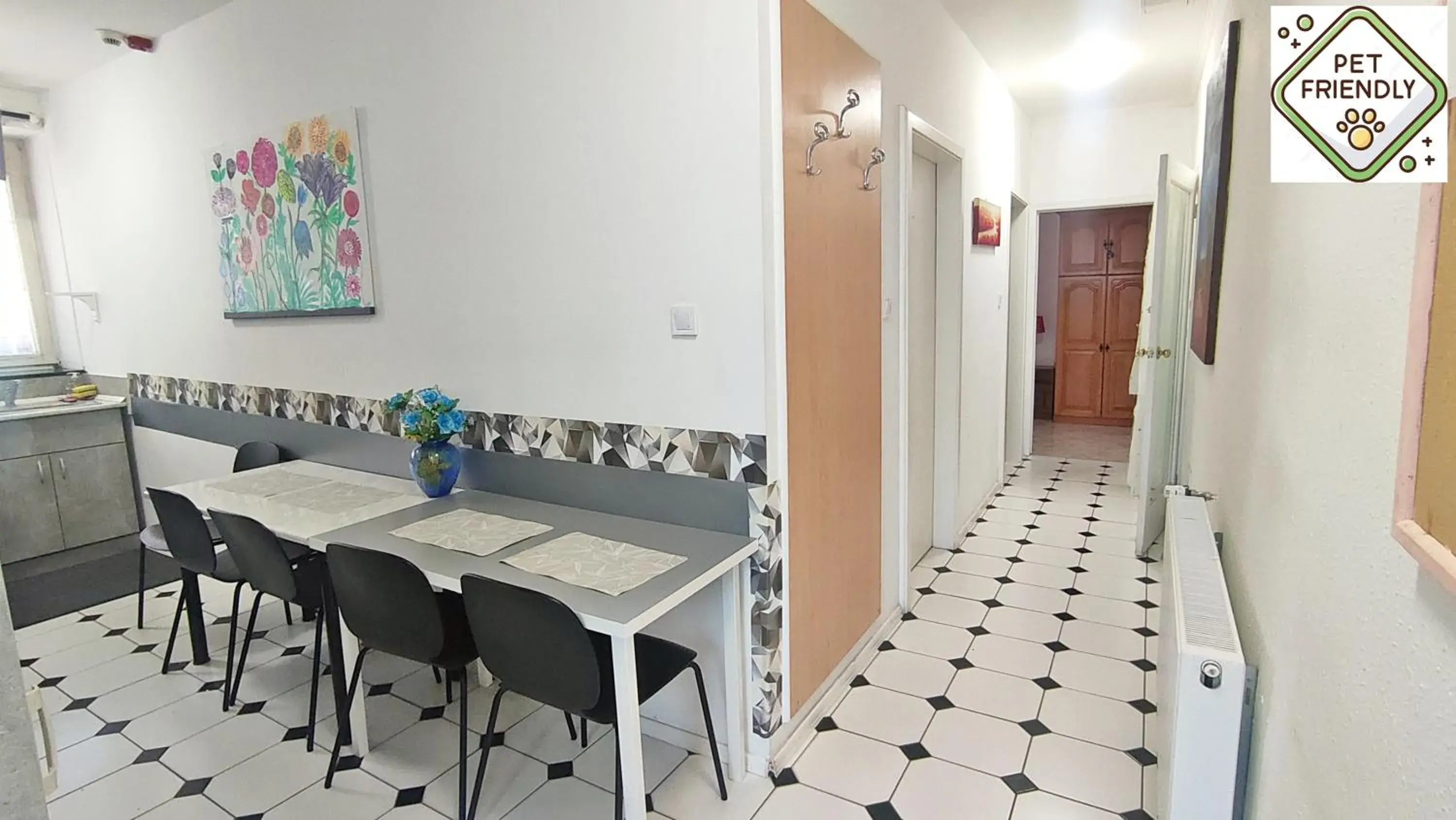 Villa Building - Pet-friendly six-person three-room apartment in Le Rose Suites & Park Hotel Villa Building - Pet-friendly six-person three-room apartment in Le Rose Suites & Park Hotel