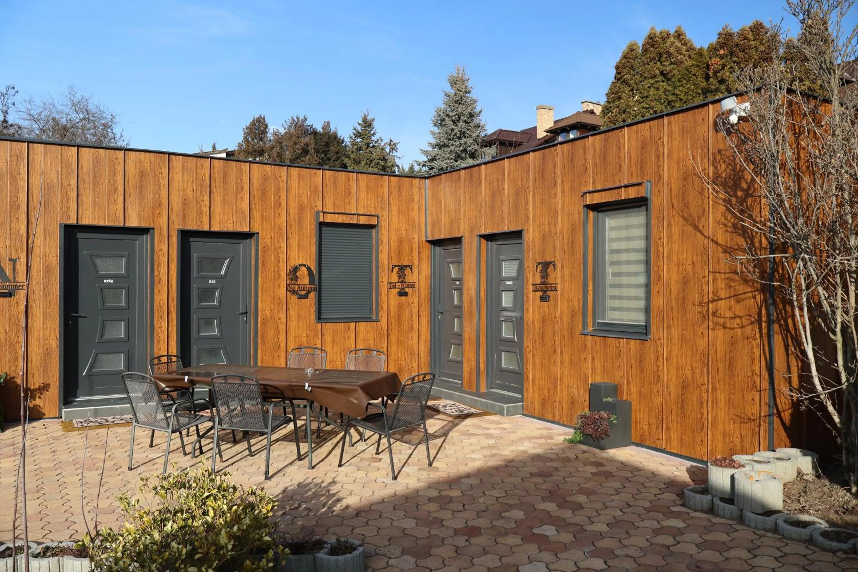 Le Rose Suites & Park Hotel