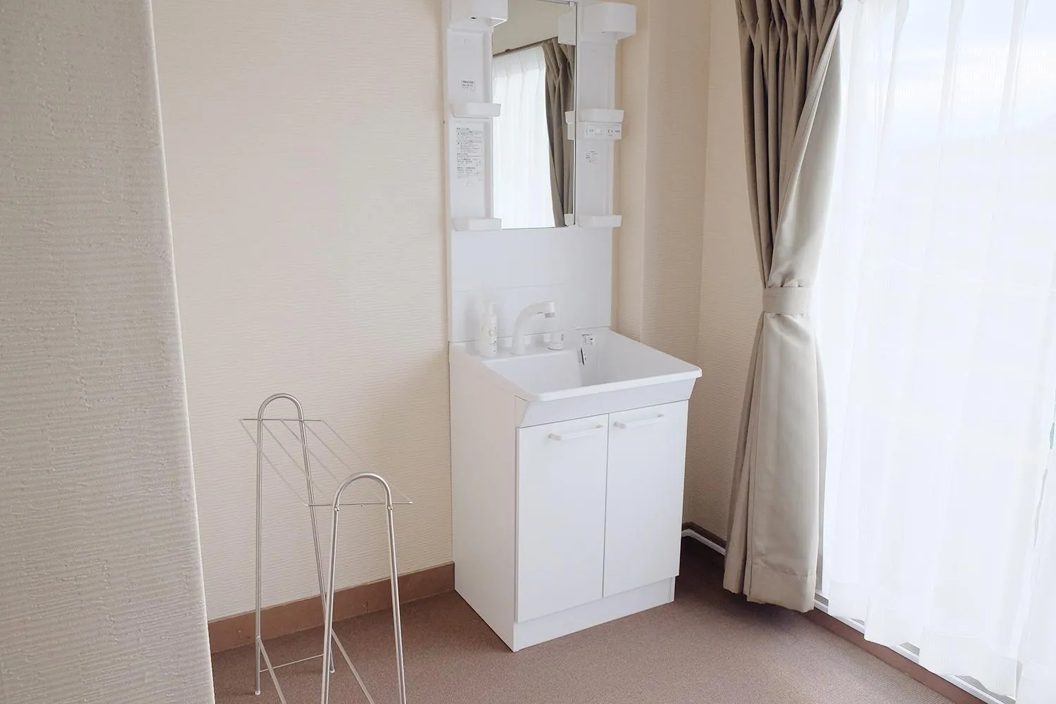 Photo of the whole room in Hotel Sunset Susami