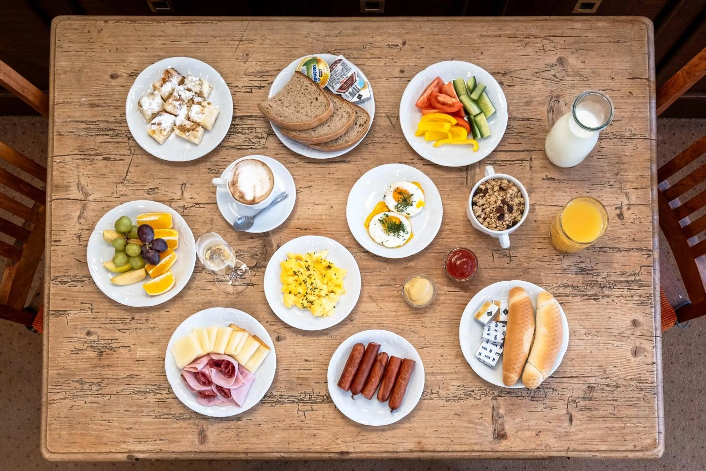 Breakfast in Hotel Hořec