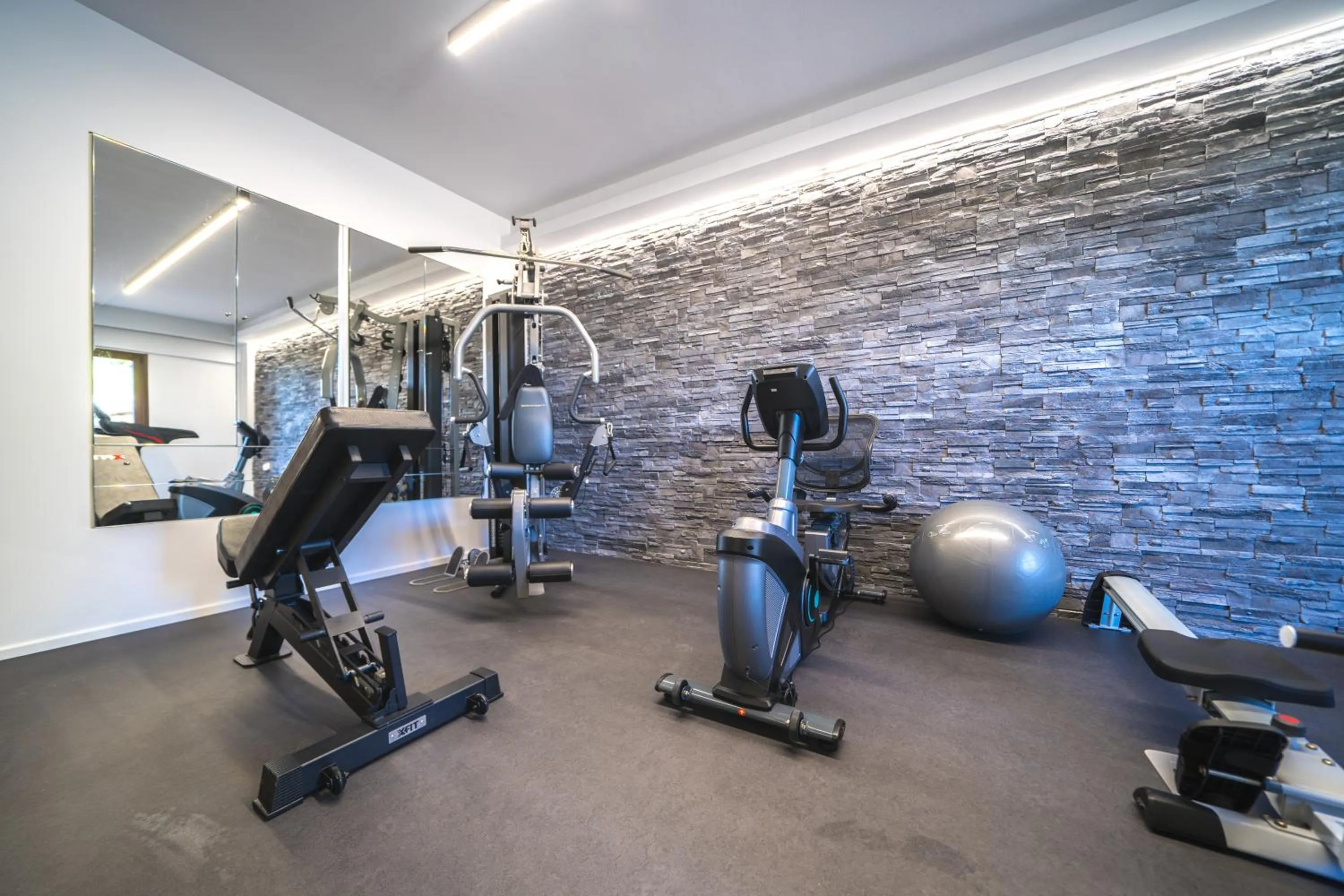 Decorative detail in Forest Park Hotel