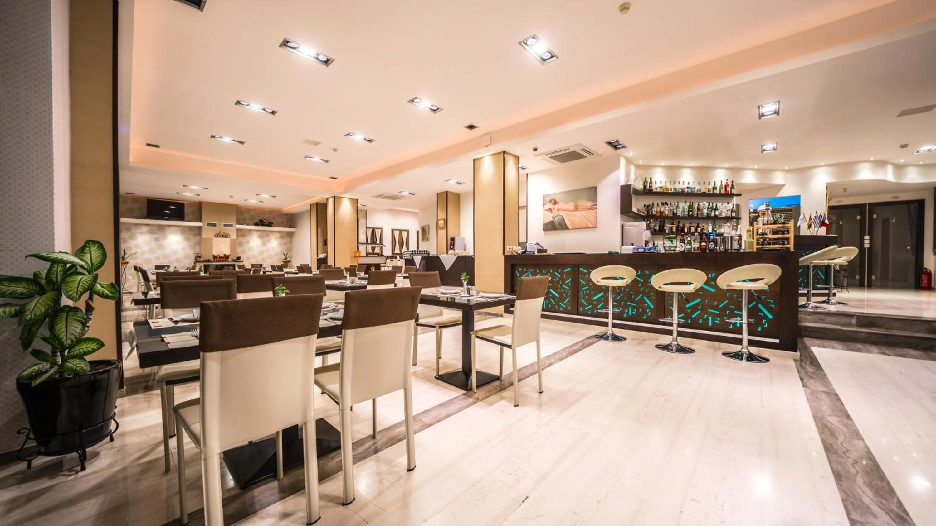 Lobby or reception in Forest Park Hotel