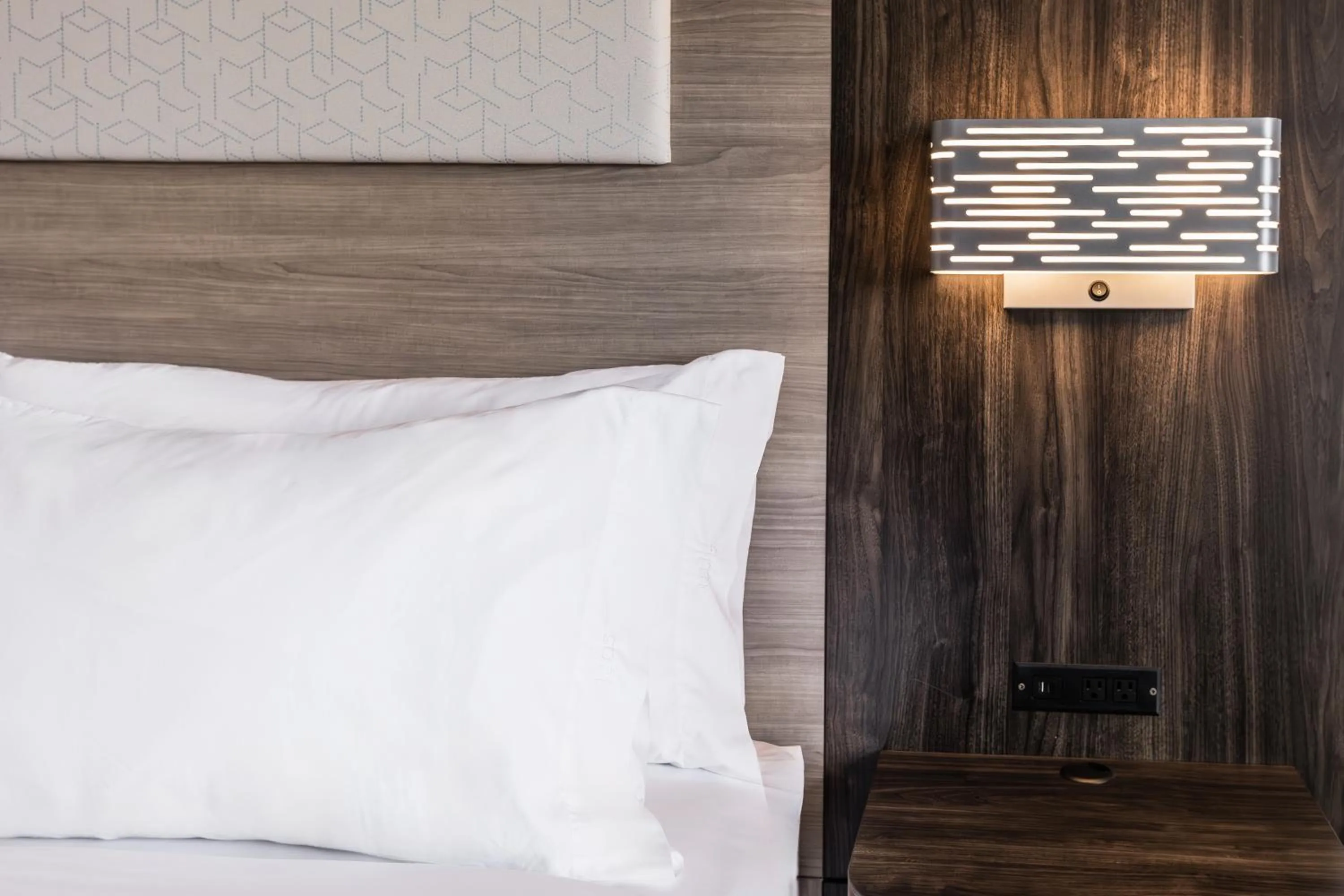 Bedroom, Bed in Holiday Inn Express Toronto-North York by IHG