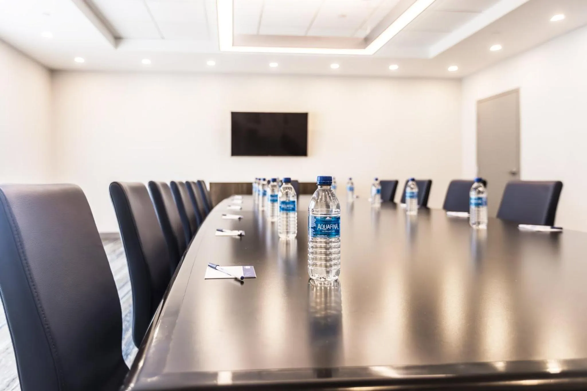 Meeting/conference room in Holiday Inn Express Toronto-North York by IHG