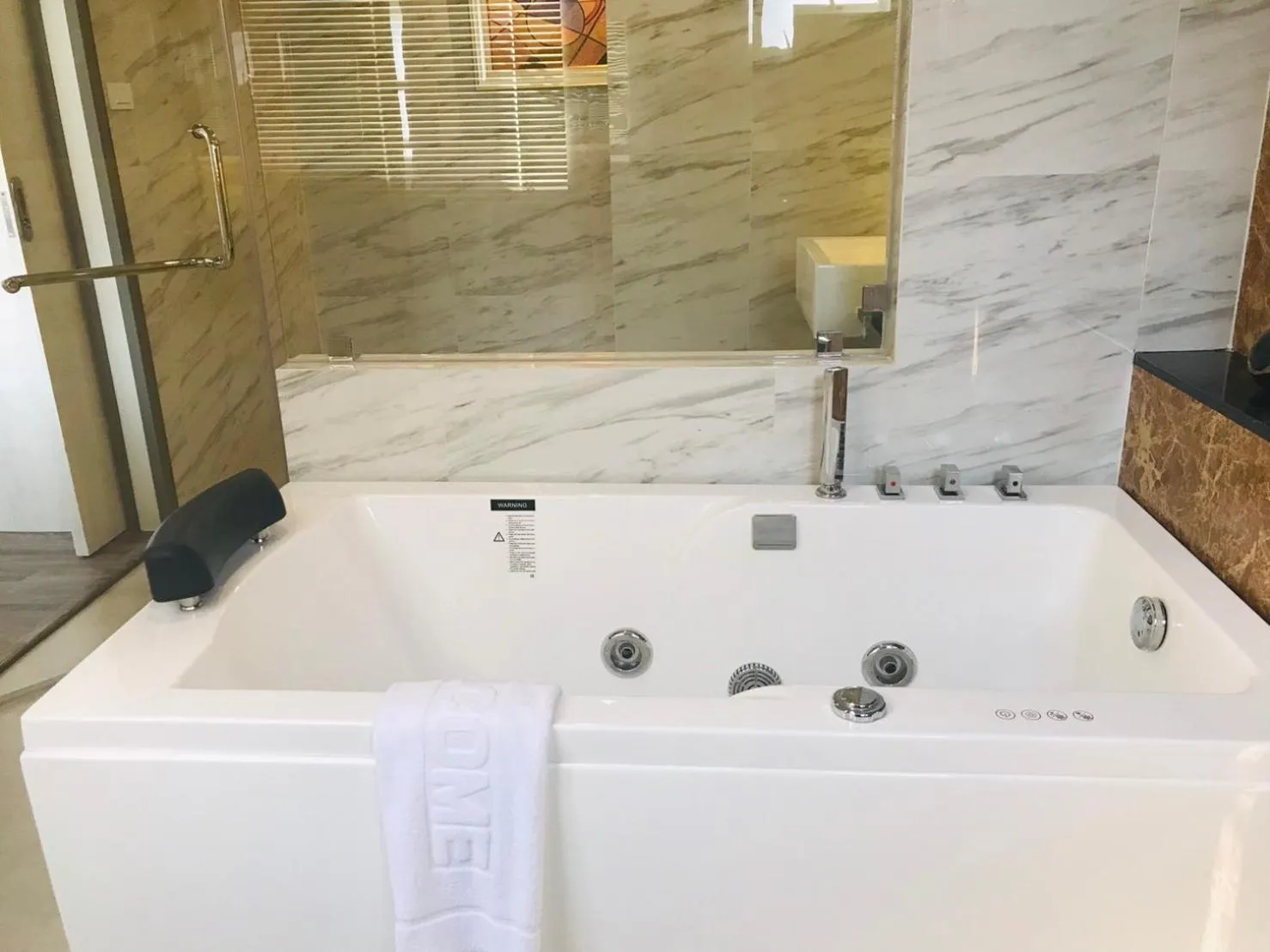 The Green View Hotel