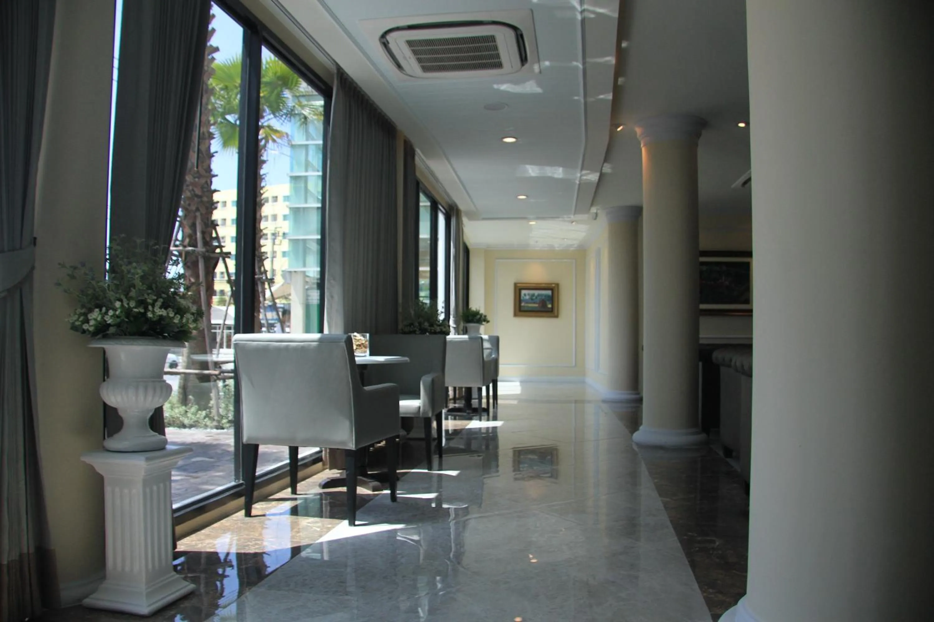 The Green View Hotel