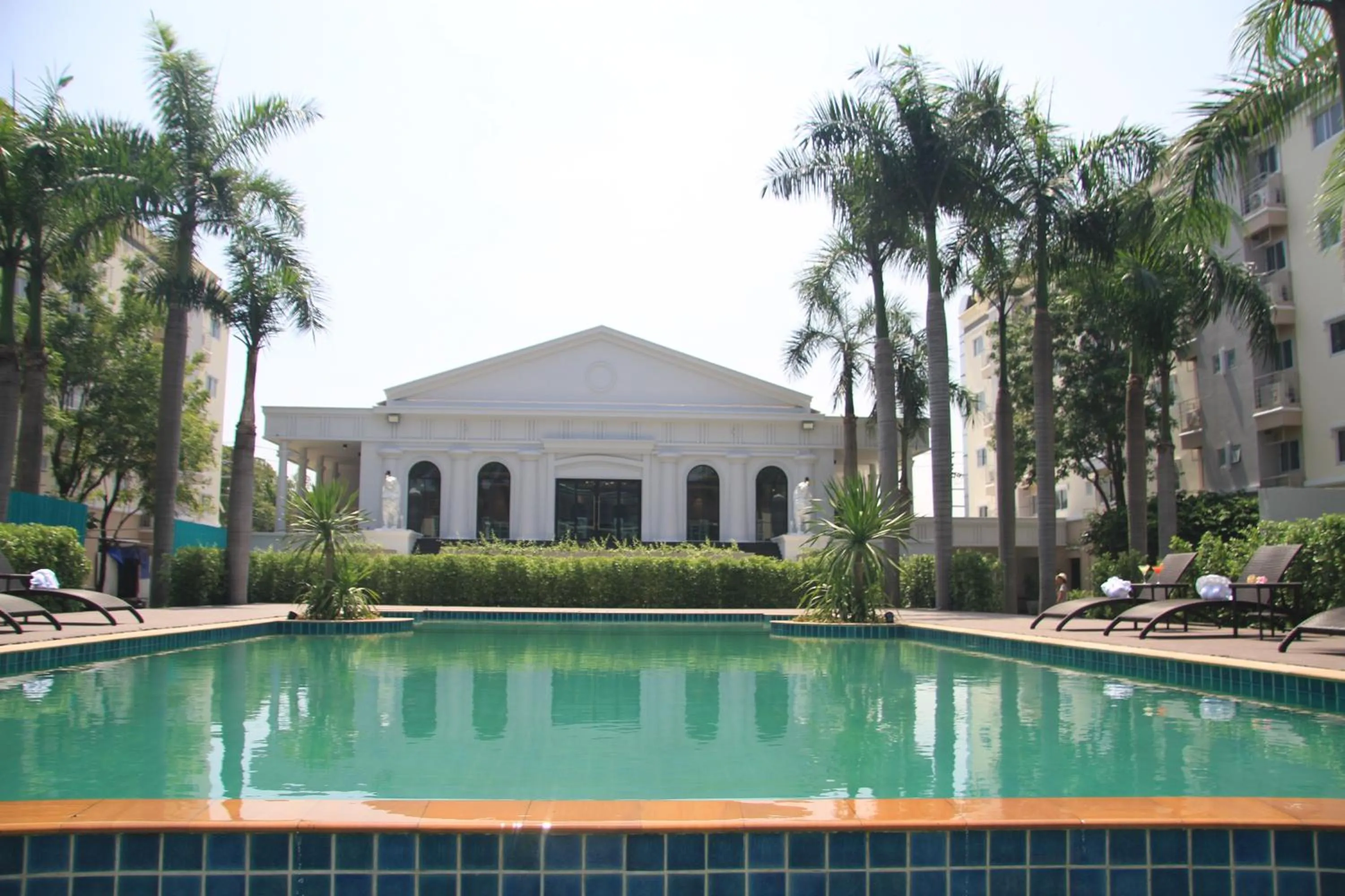 The Green View Hotel