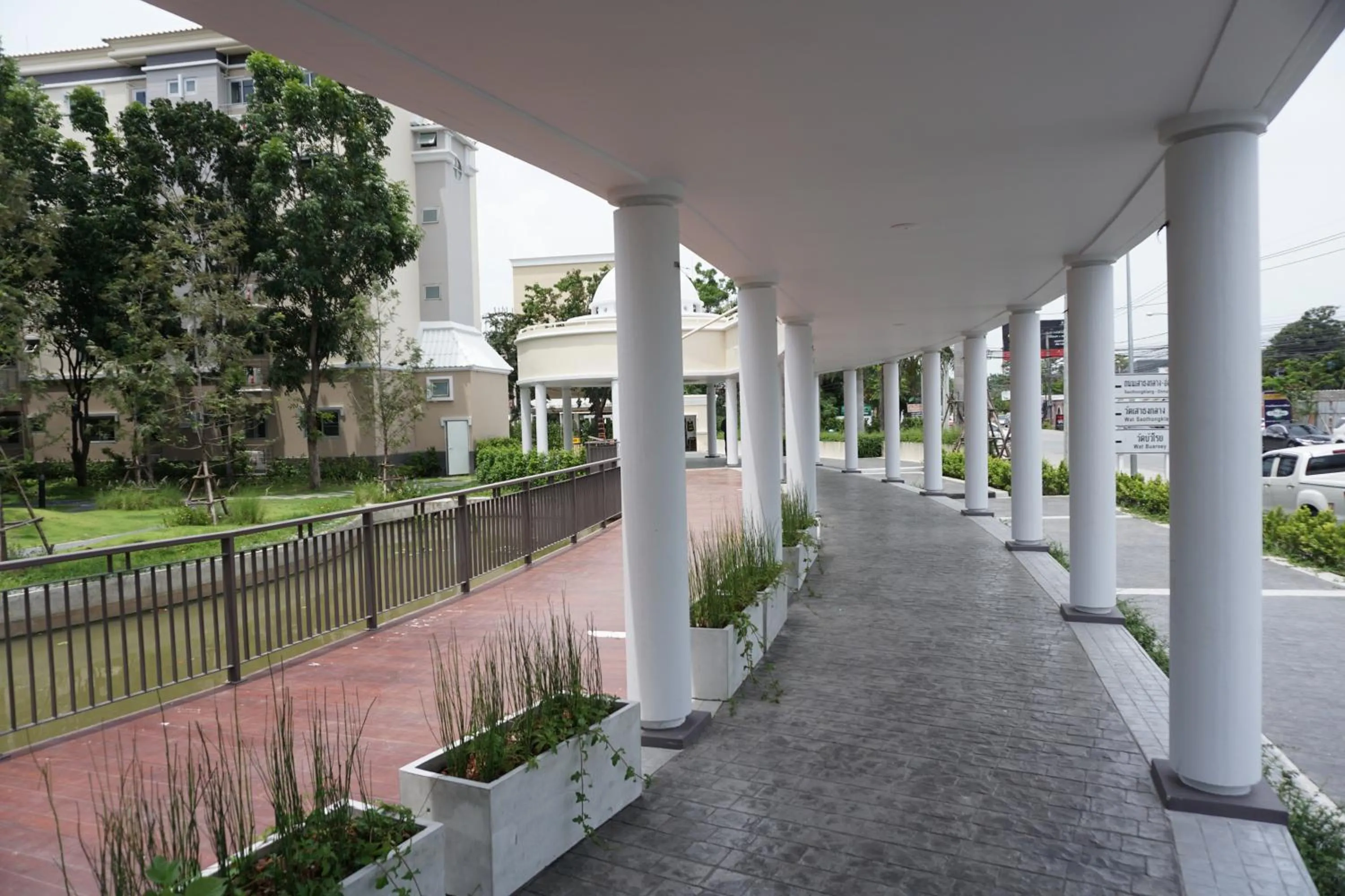 The Green View Hotel