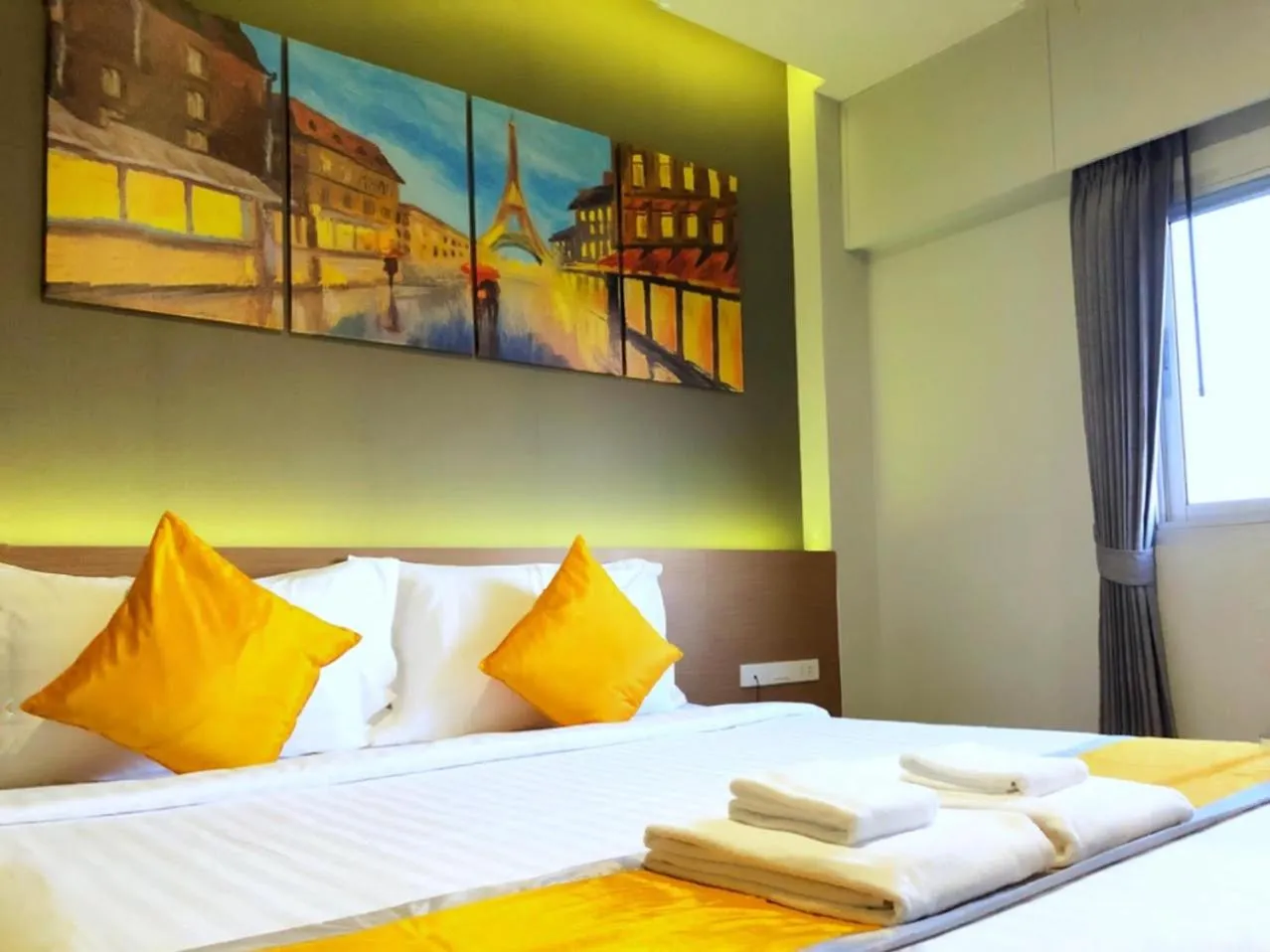 Bed in The Green View Hotel