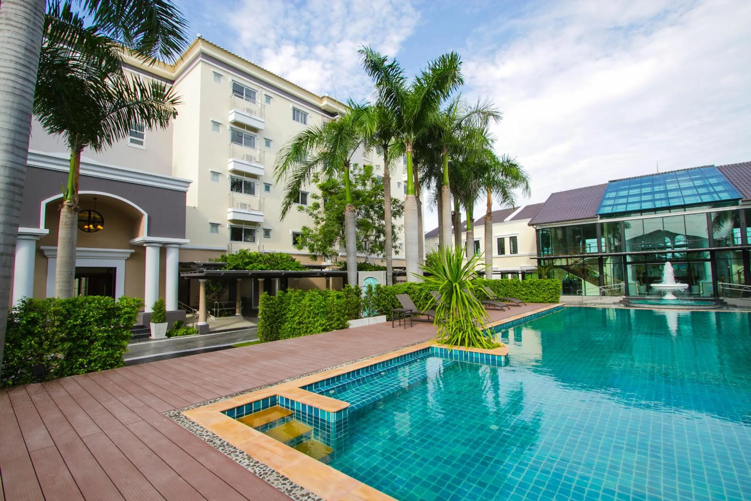 Breakfast in The Green View Hotel