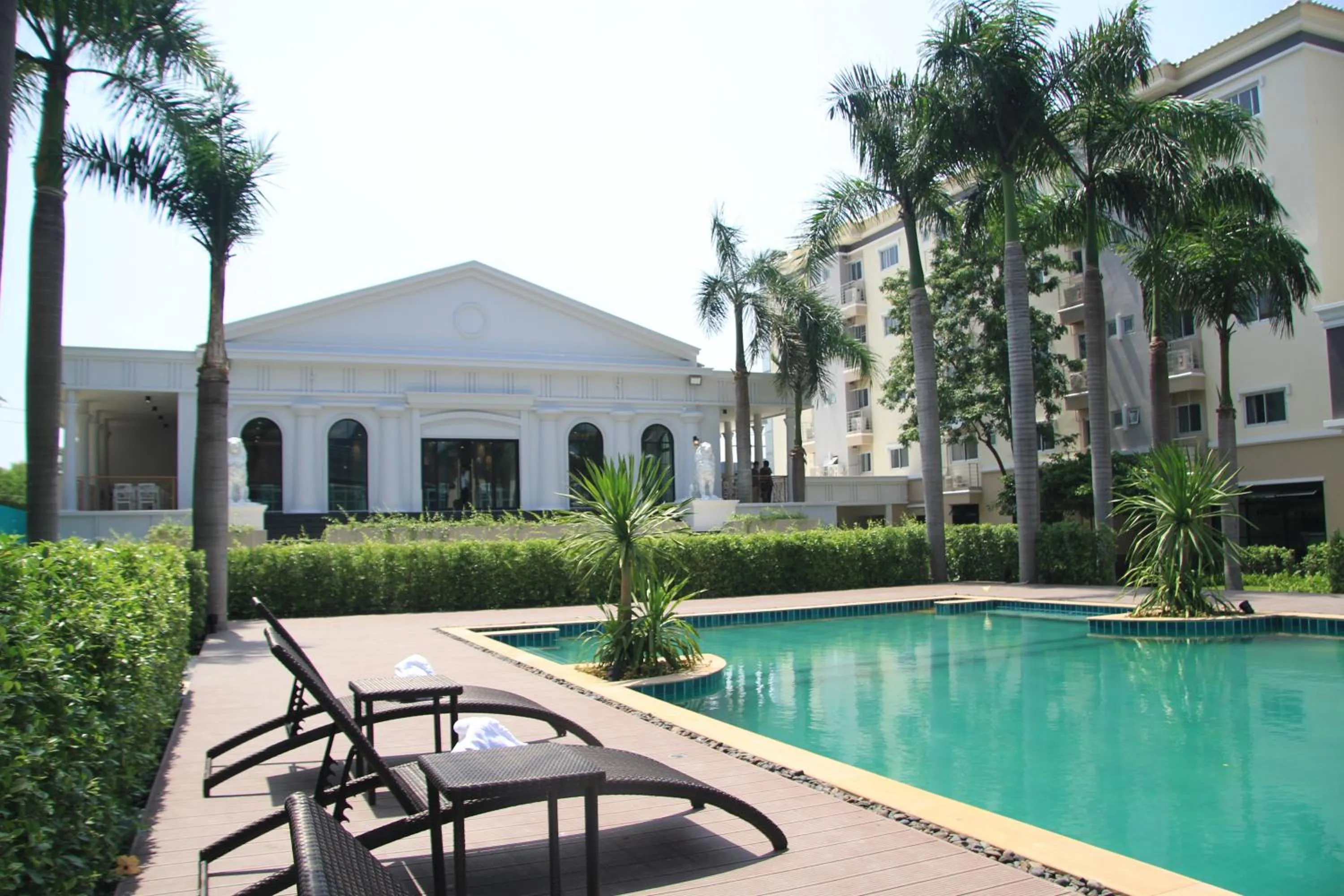 The Green View Hotel