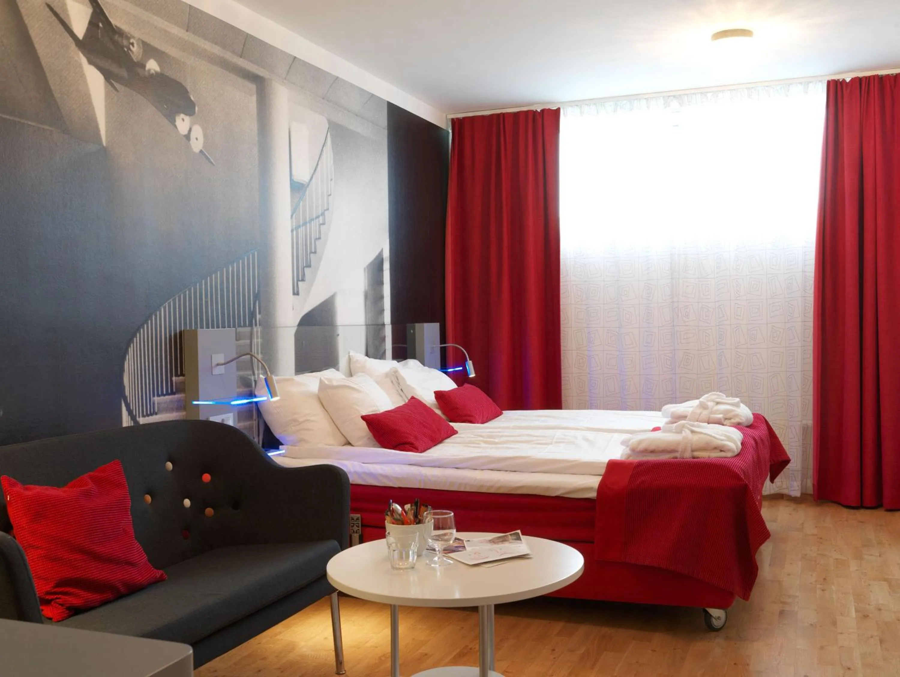 Bedroom, Bed in Scandic Värnamo