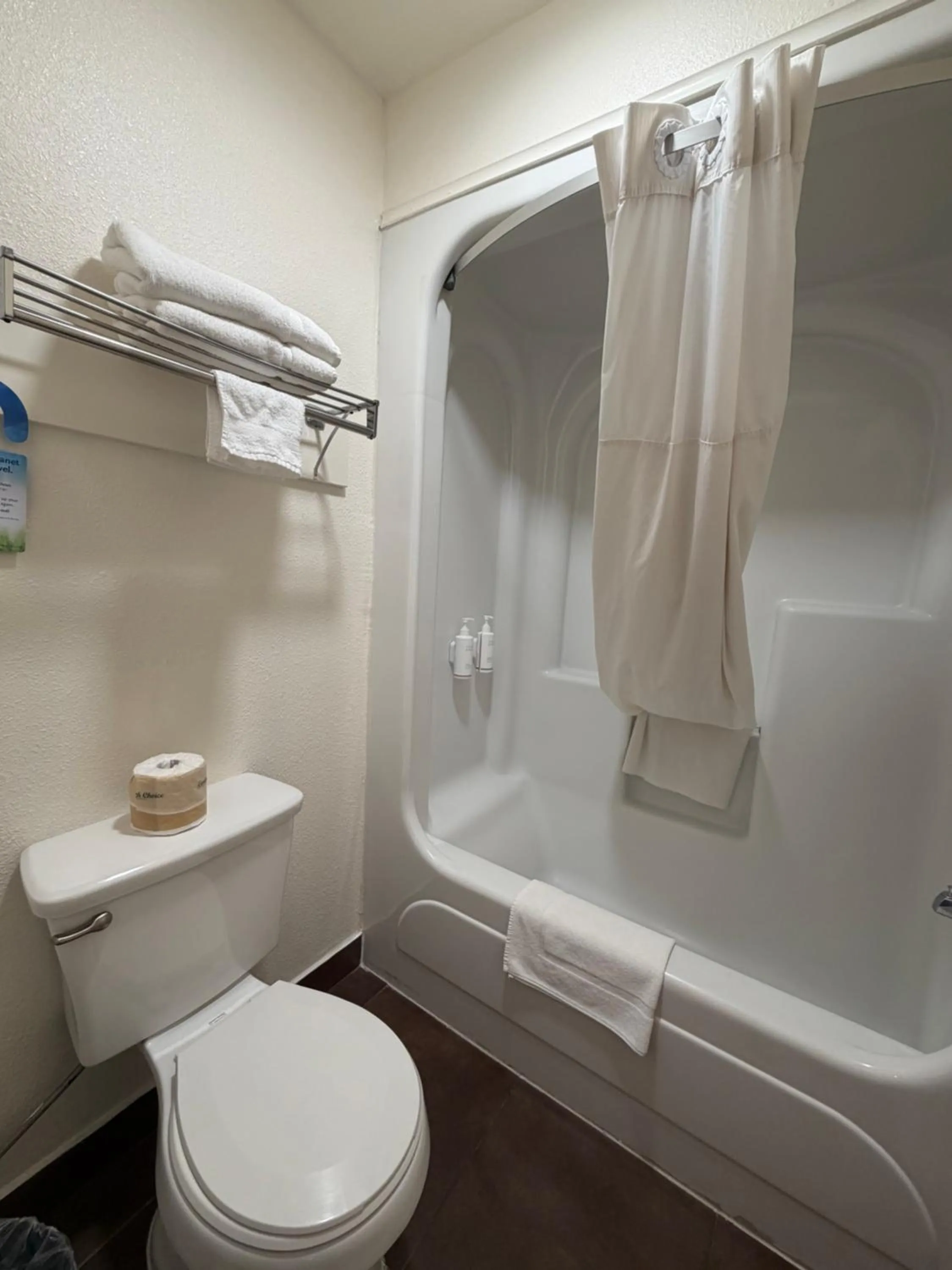 Bathroom in Days Inn by Wyndham San Francisco S/Oyster Point Airport