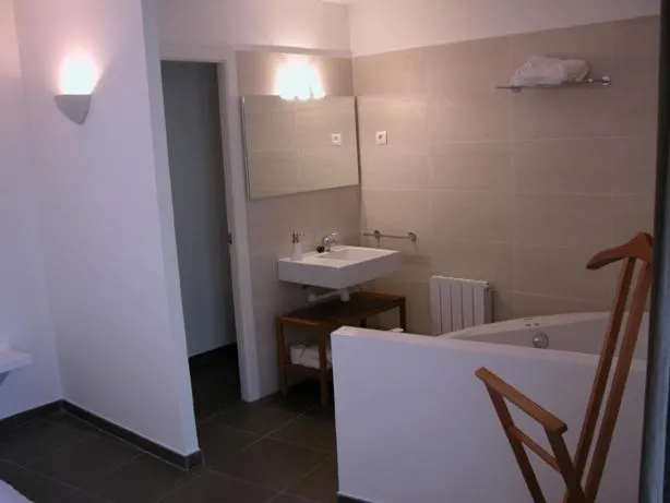 Bathroom in Masia Vista Hermosa