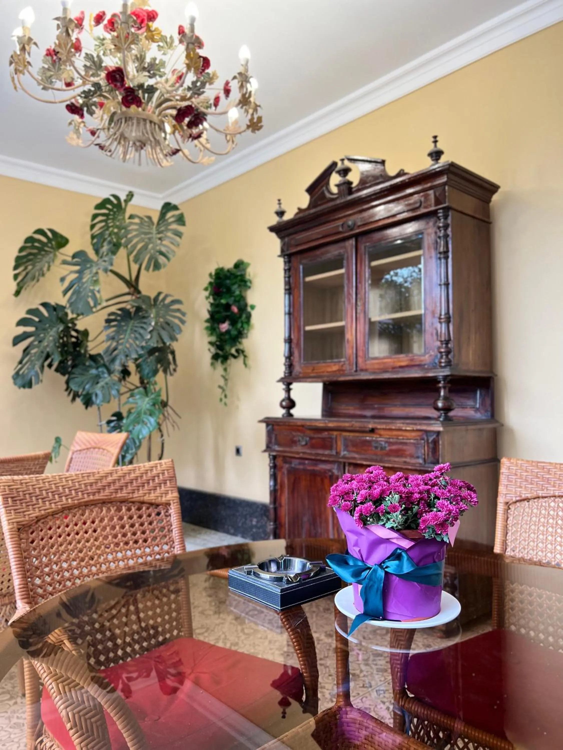 Living room in Palace Hotel Tashkent