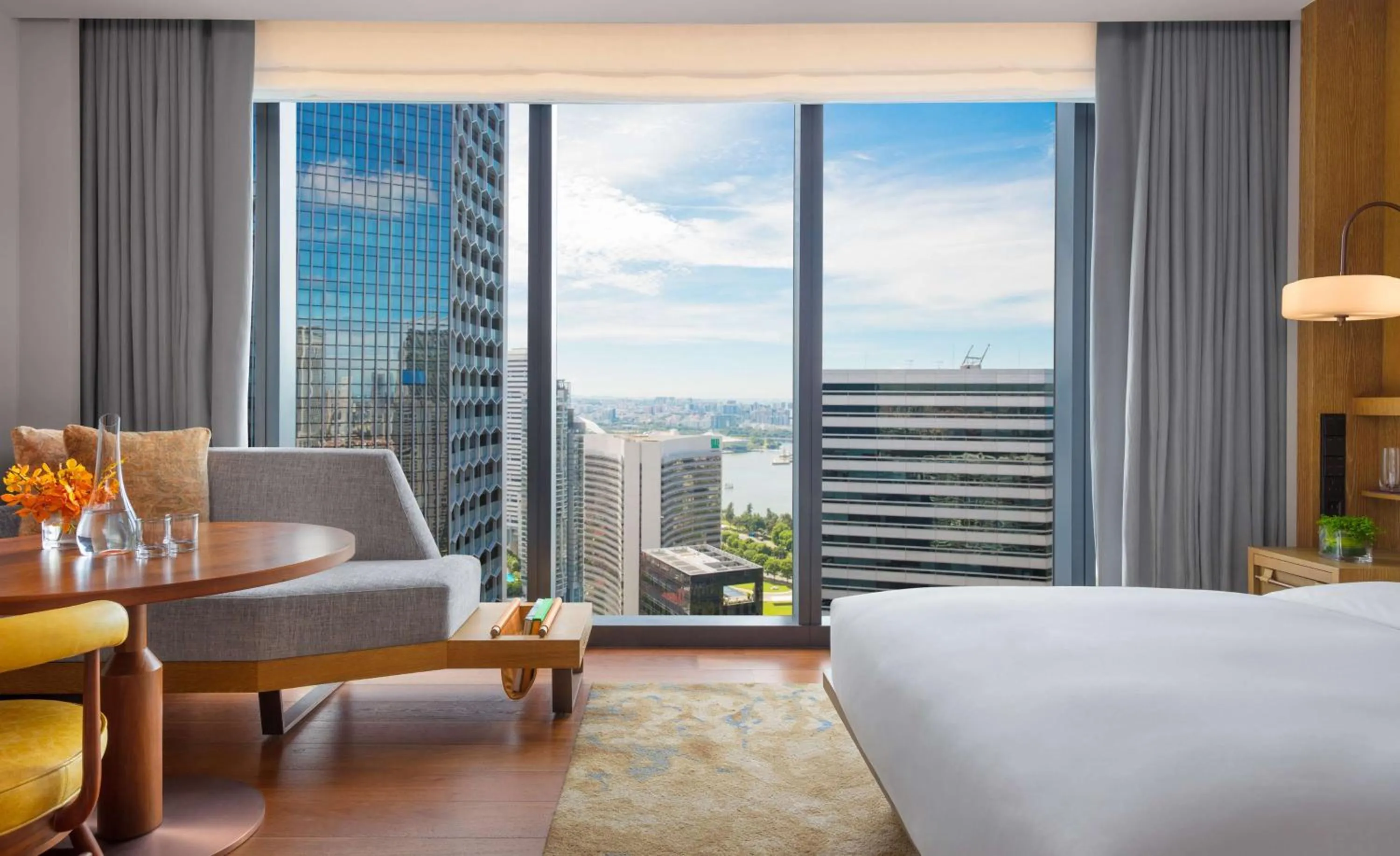 Photo of the whole room, Bed in Andaz Singapore, By Hyatt