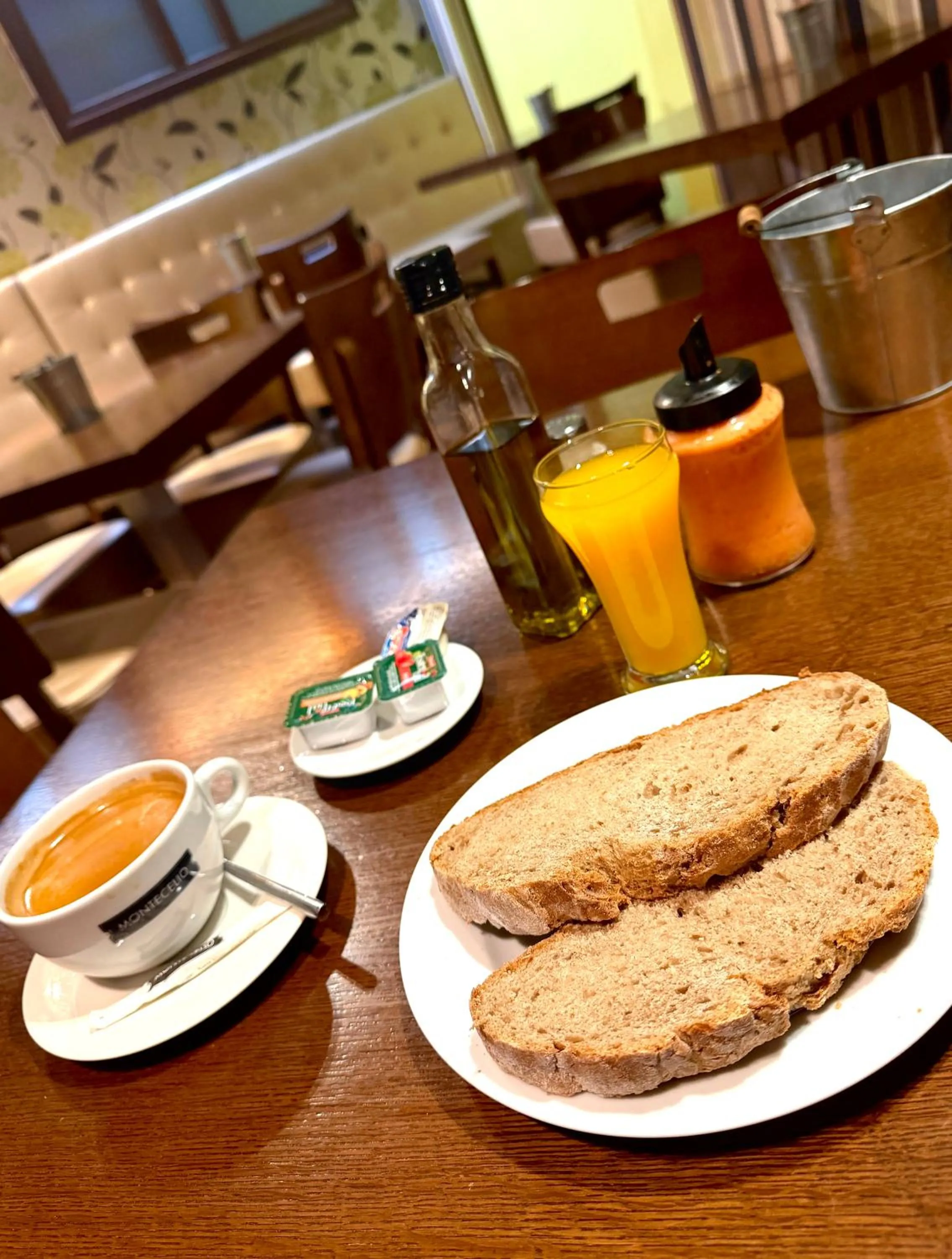 Breakfast in Hotel Spa Galatea