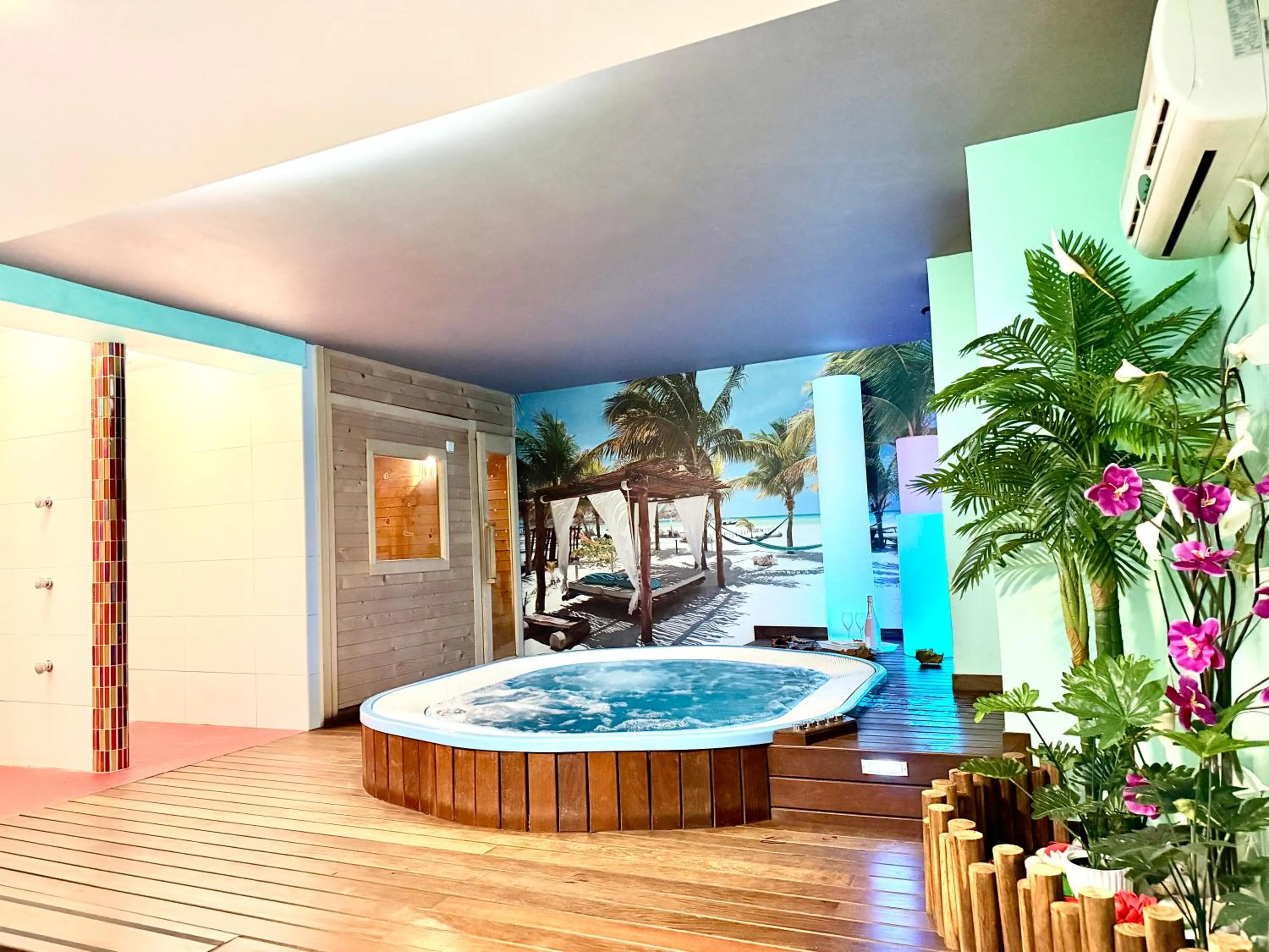 Hot Tub in Hotel Spa Galatea