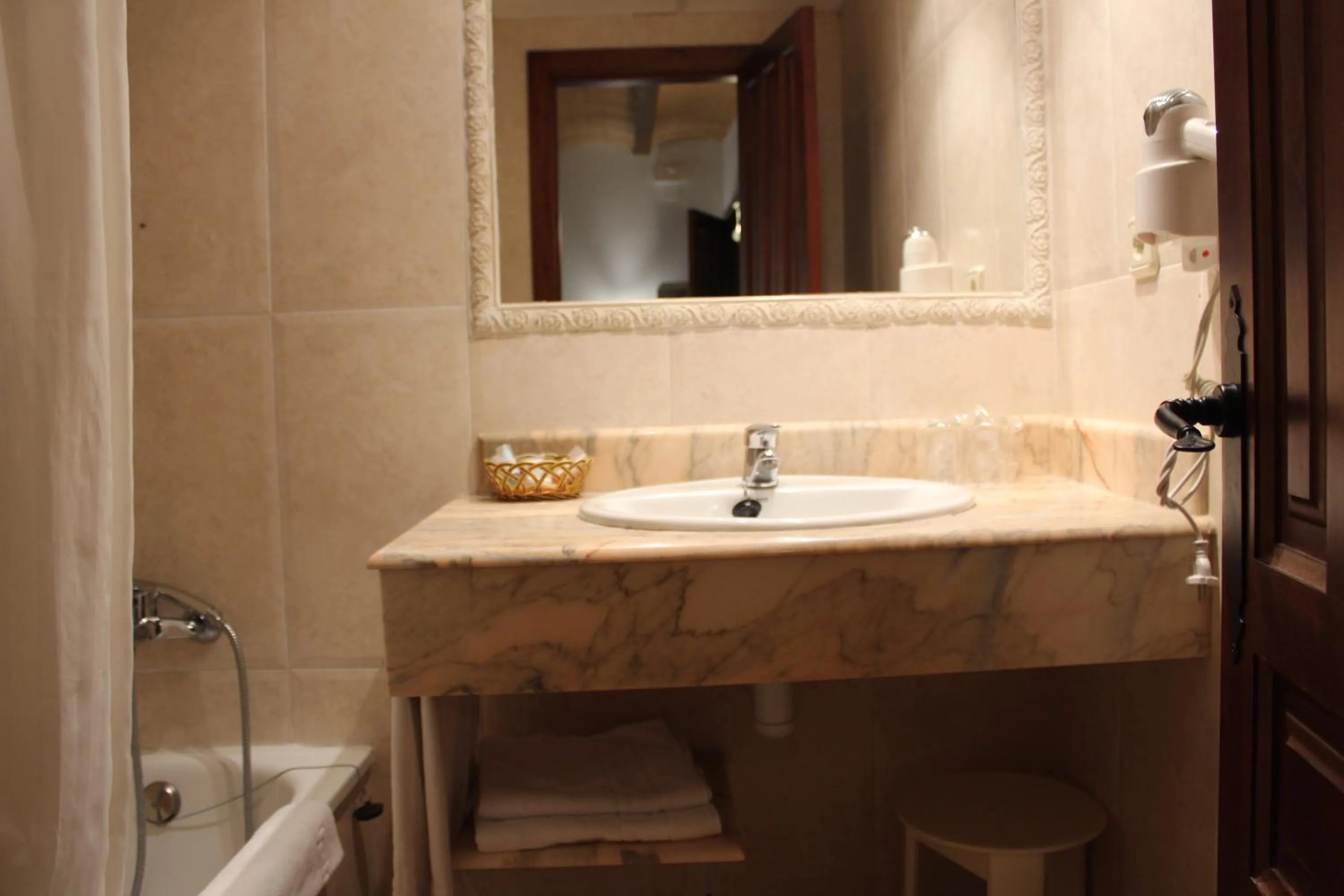 Bathroom in Hotel La Villa