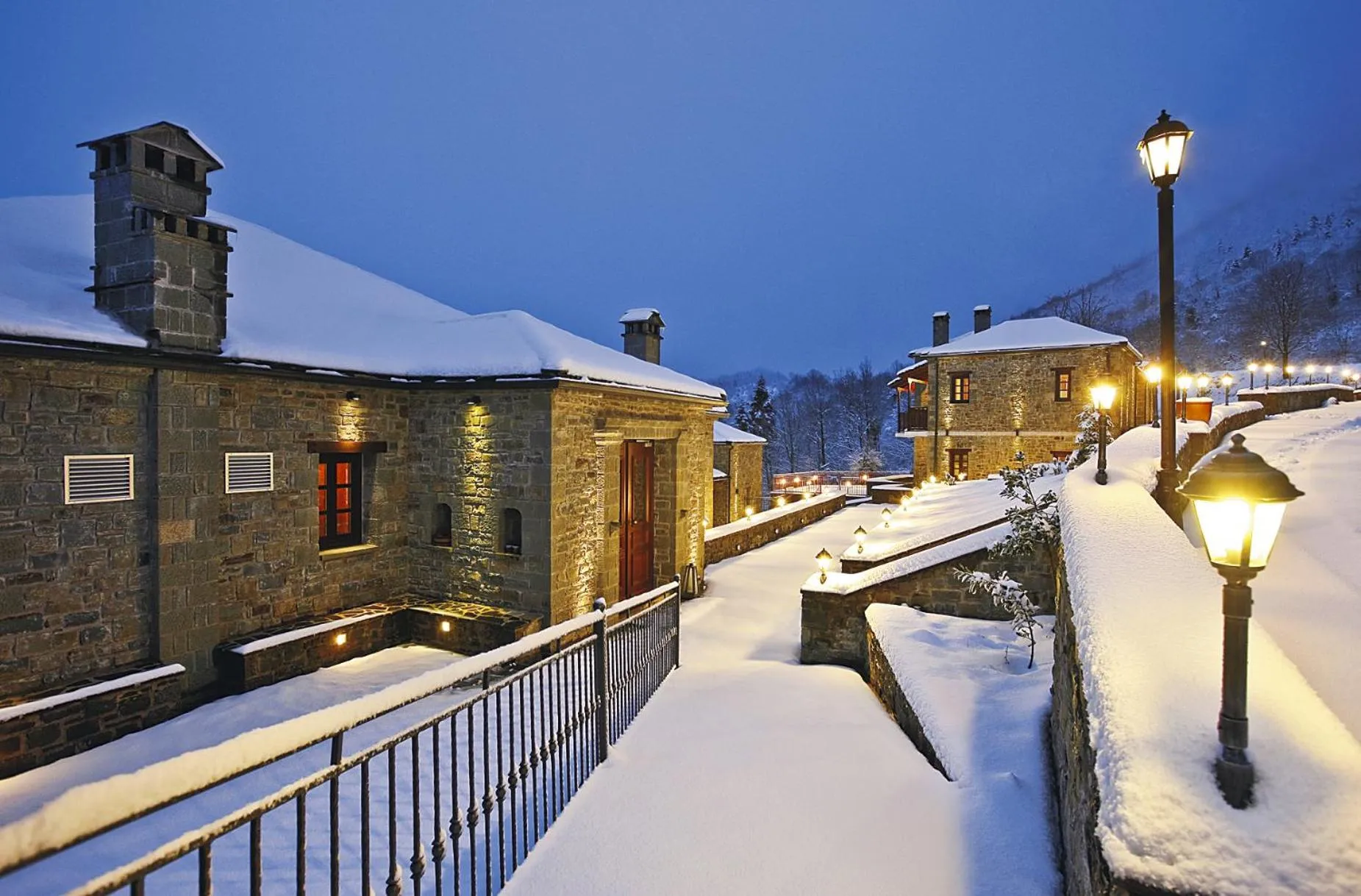 Facade/entrance in Hotel Athina