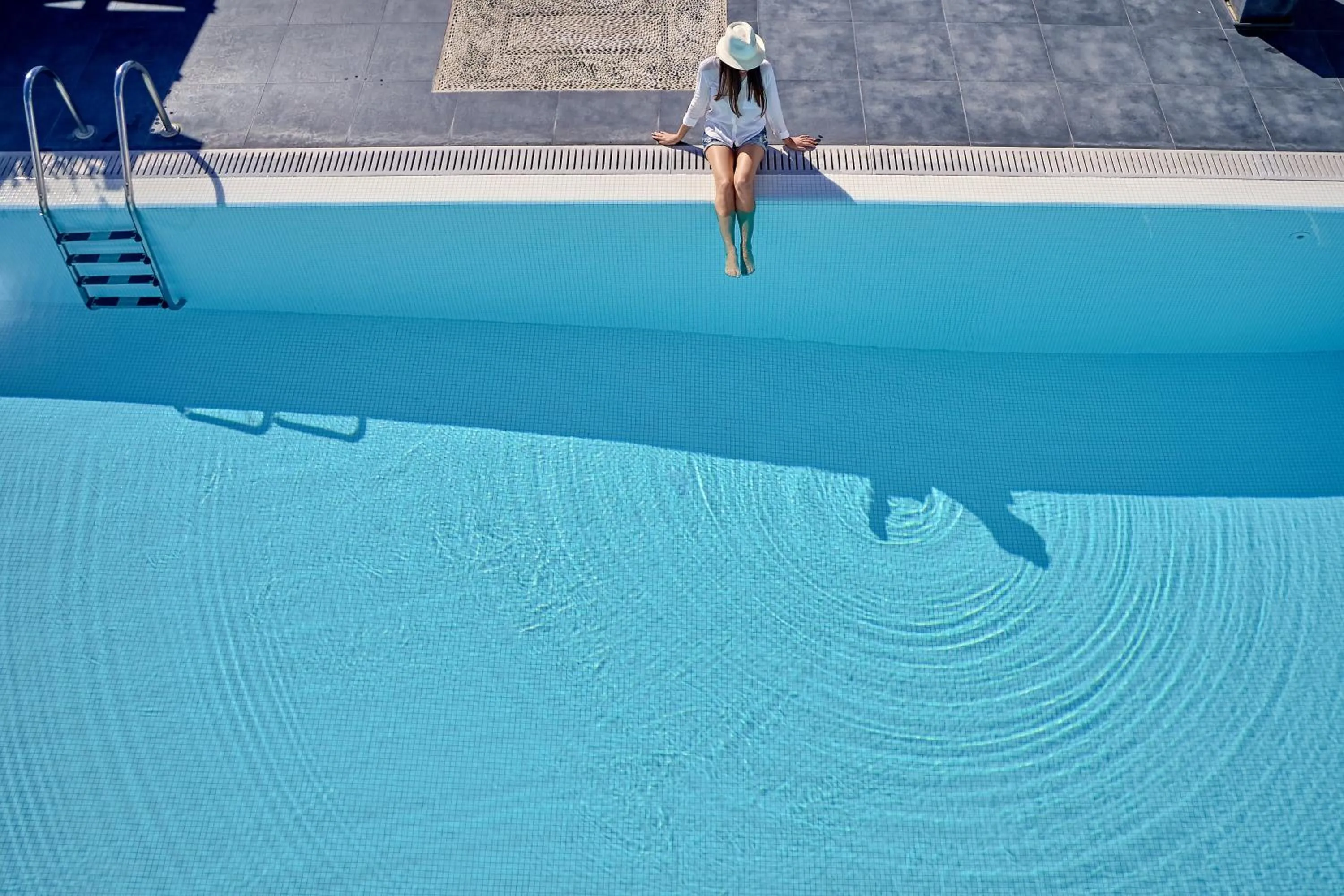 Swimming pool in Agali Houses