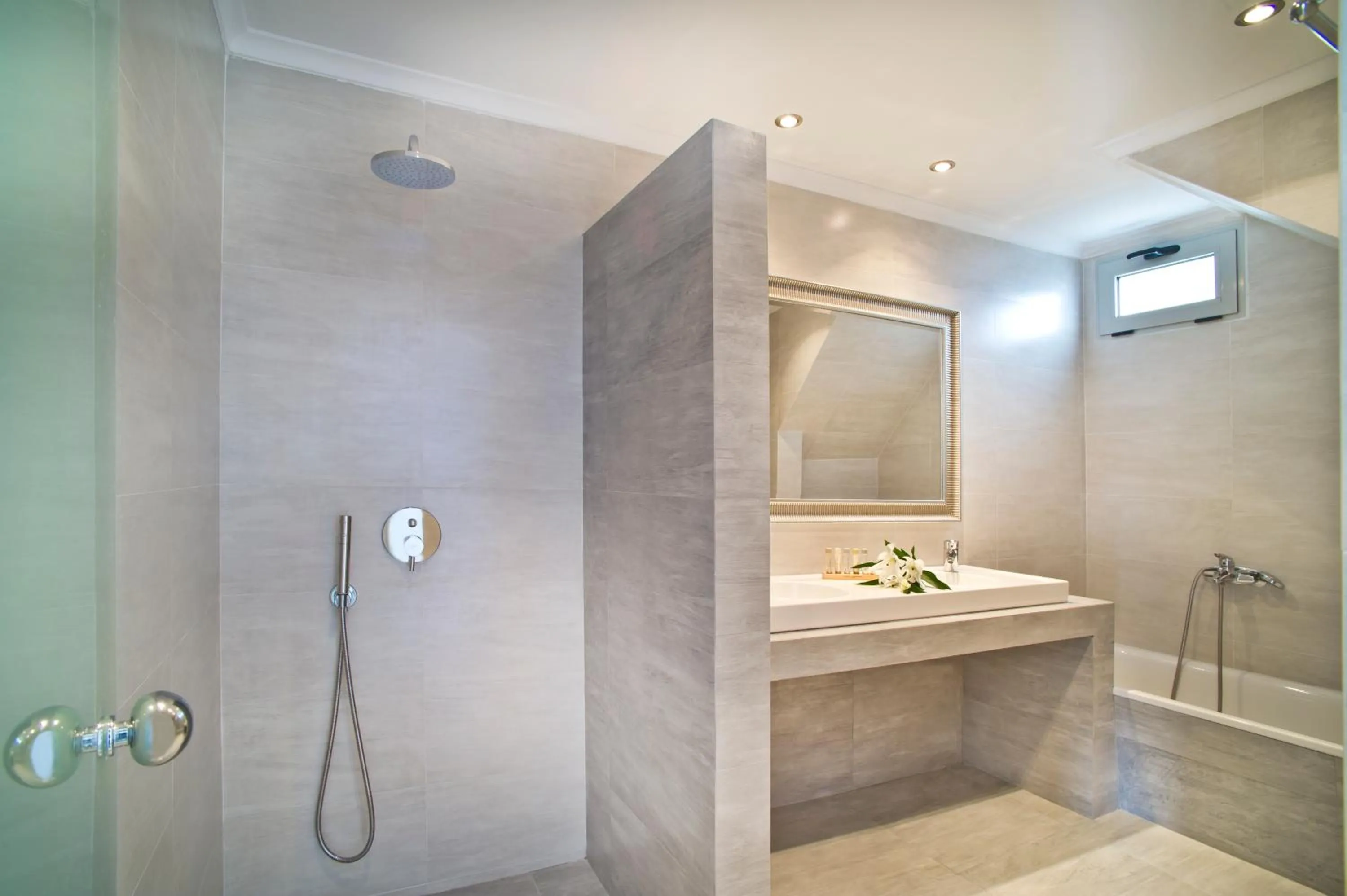 Bathroom in Agali Houses