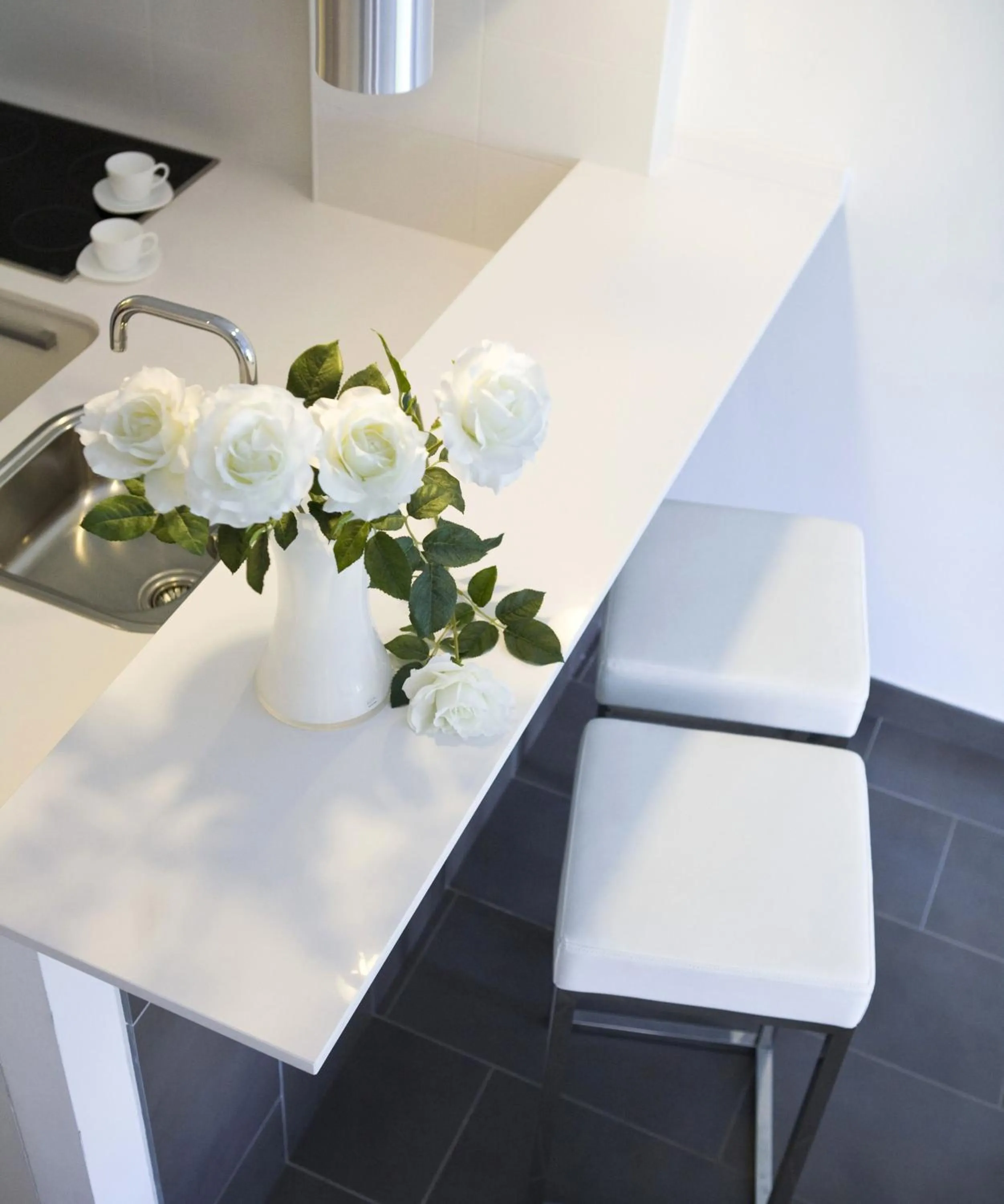 Decorative detail in 08028 Apartments