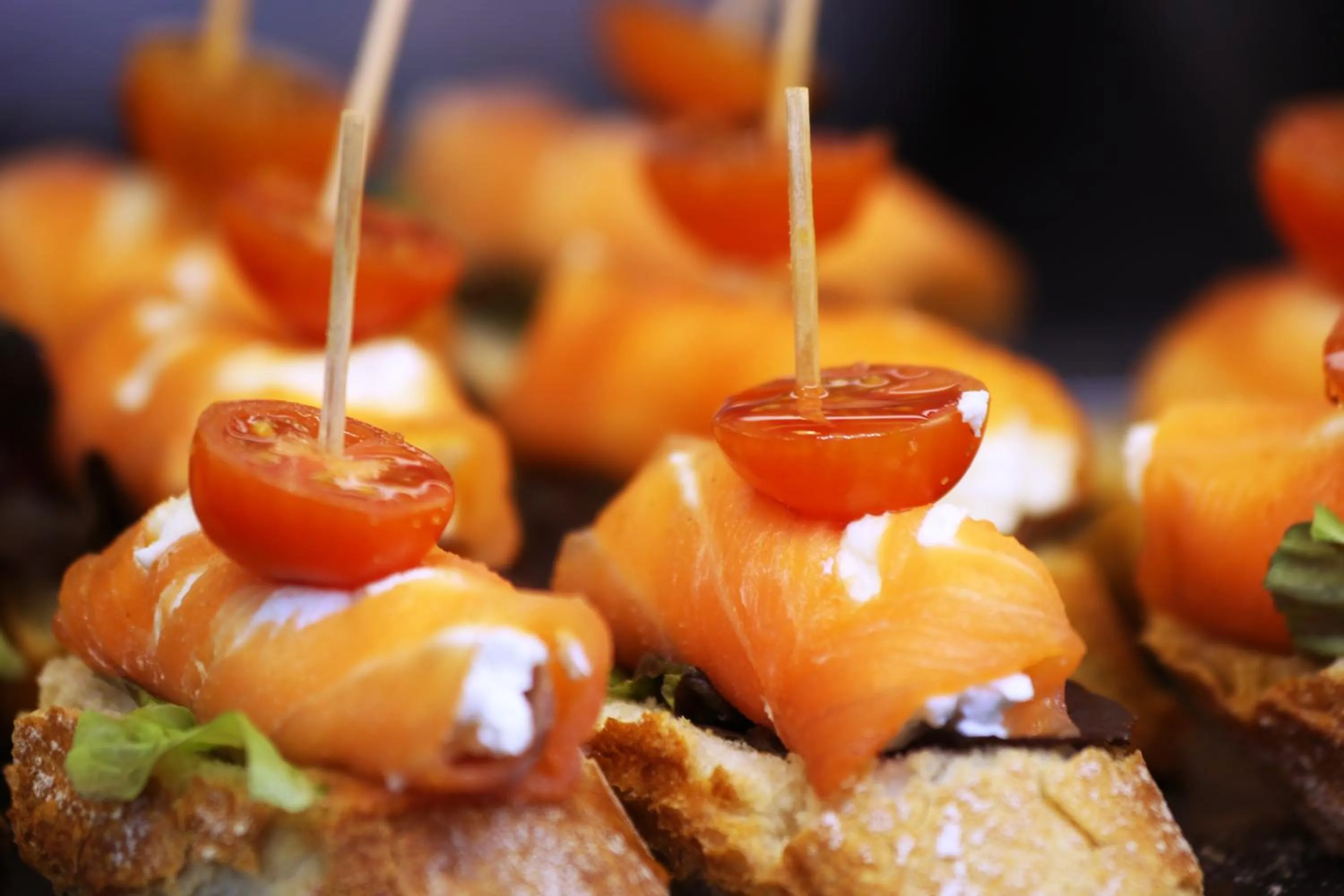 Restaurant/places to eat in 08028 Apartments