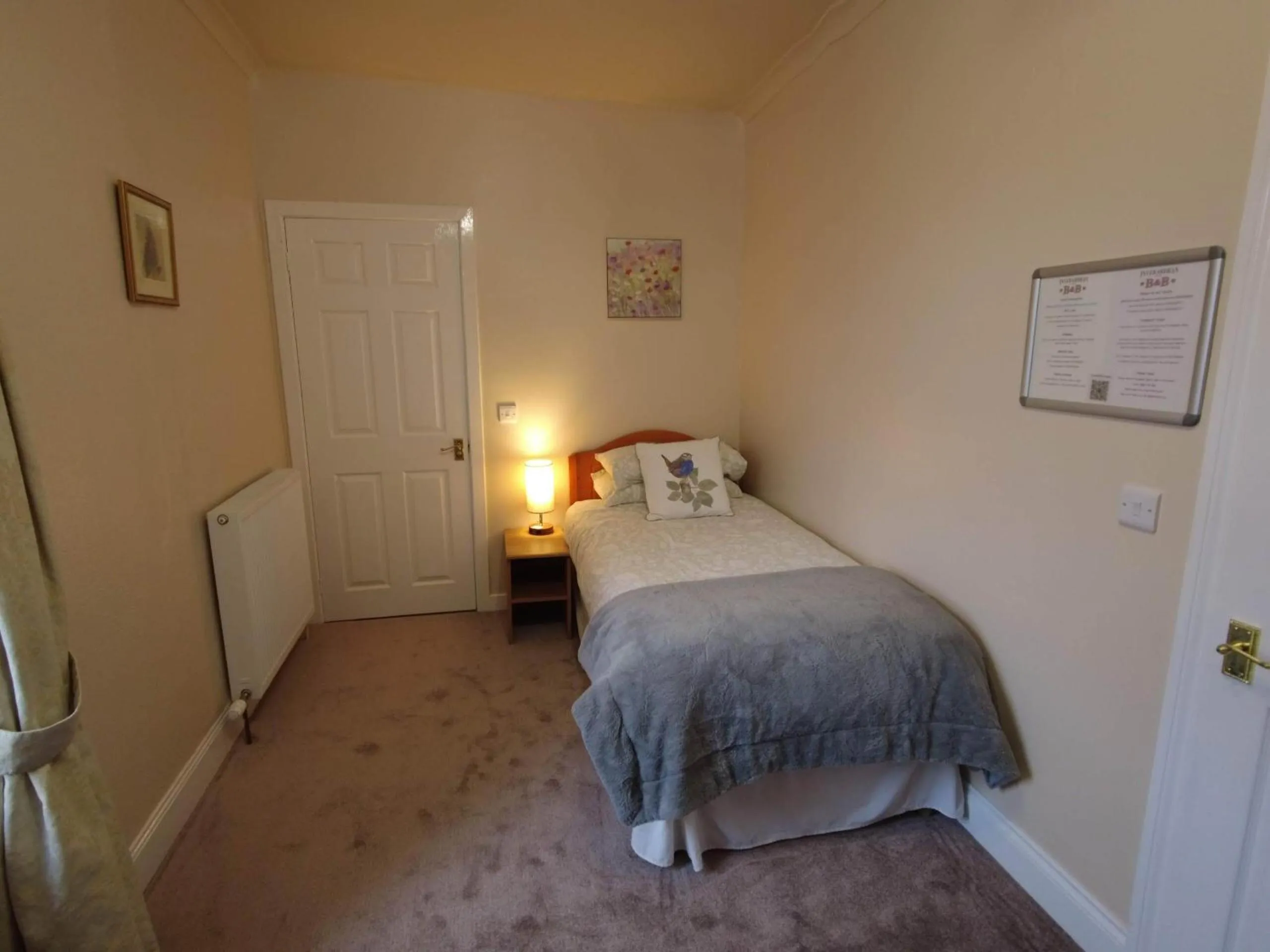 Bedroom, Bed in Inverardran House Bed and Breakfast