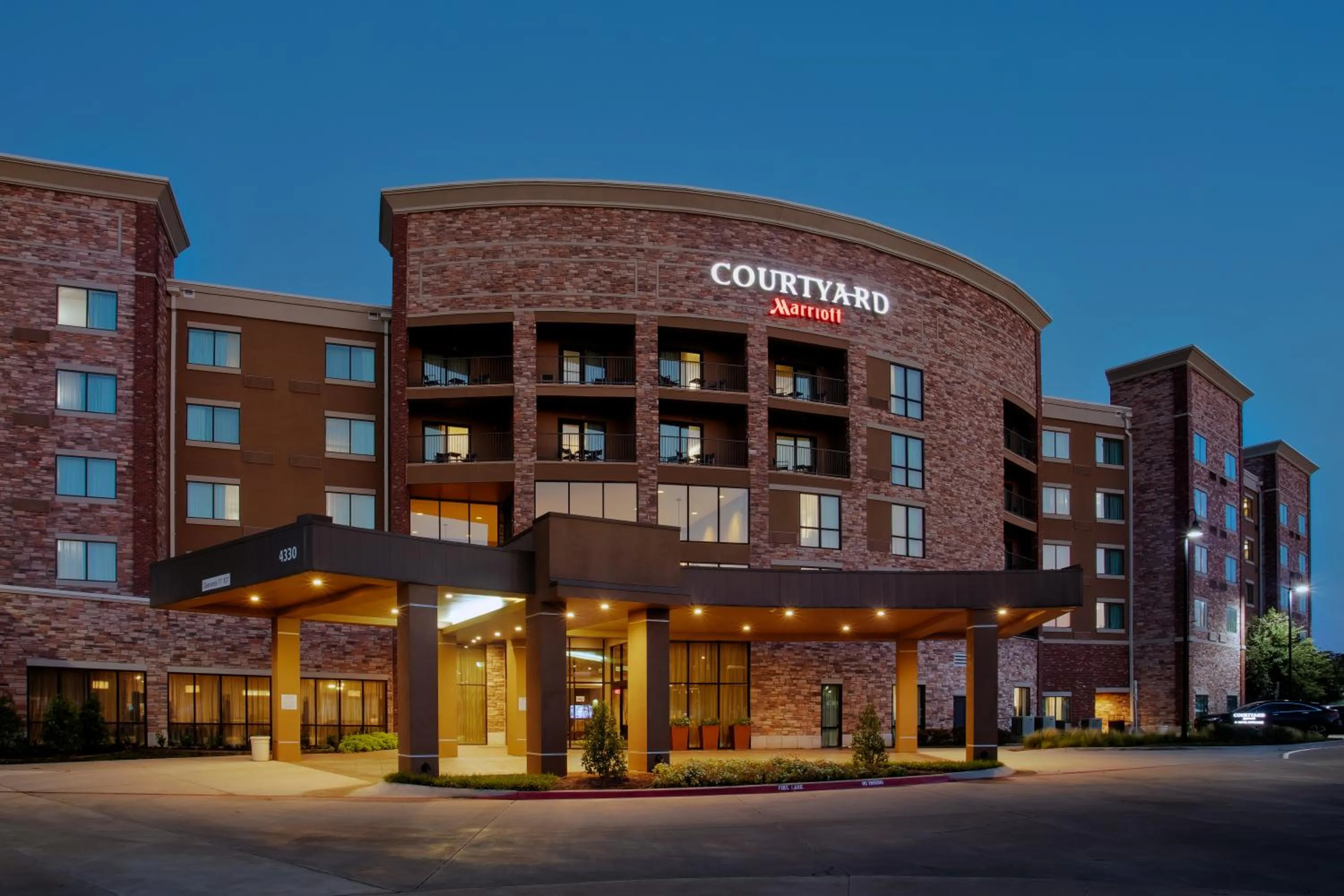 Property building in Courtyard by Marriott Dallas Flower Mound