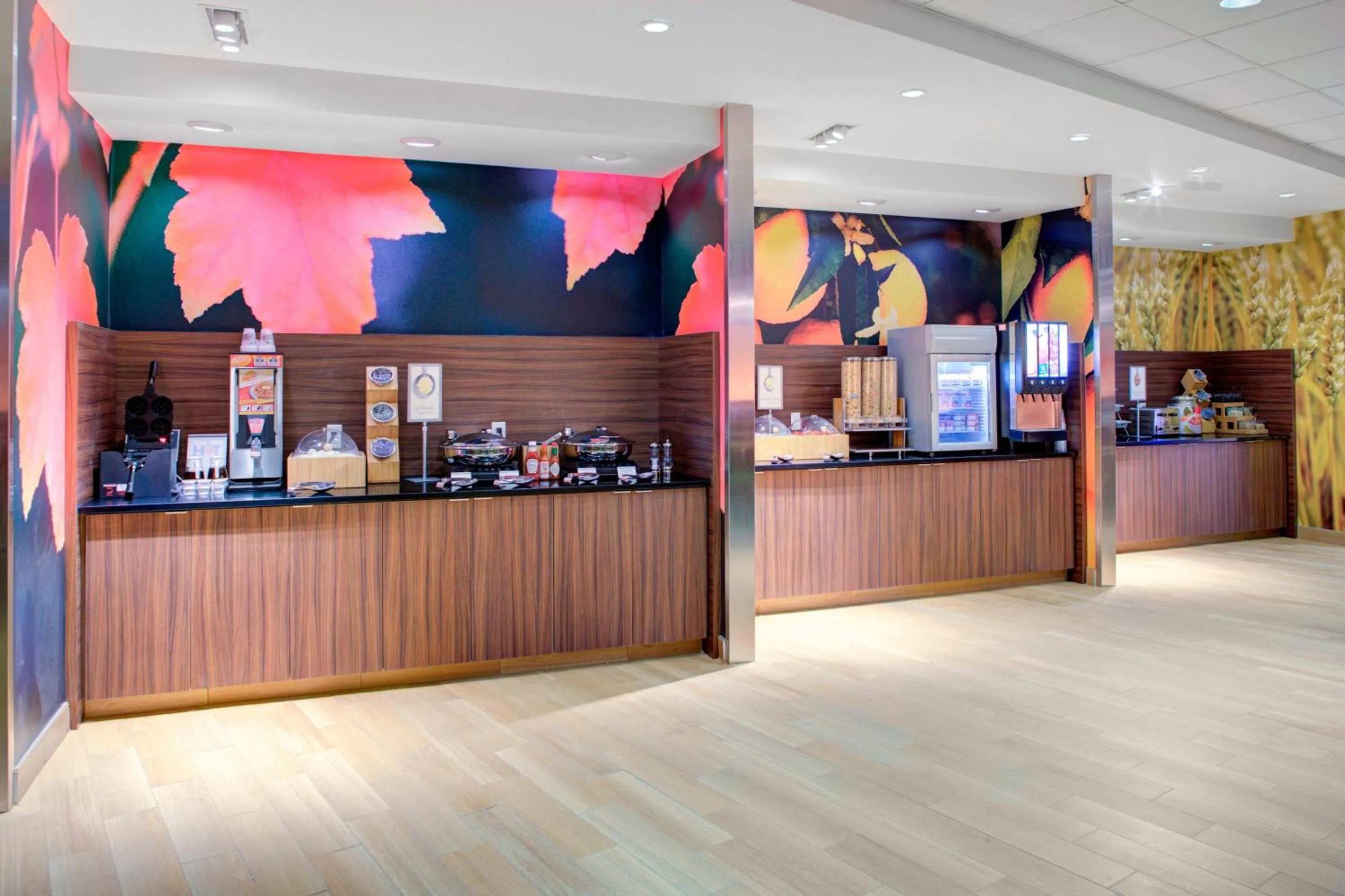 Breakfast in Fairfield Inn & Suites by Marriott Flagstaff East