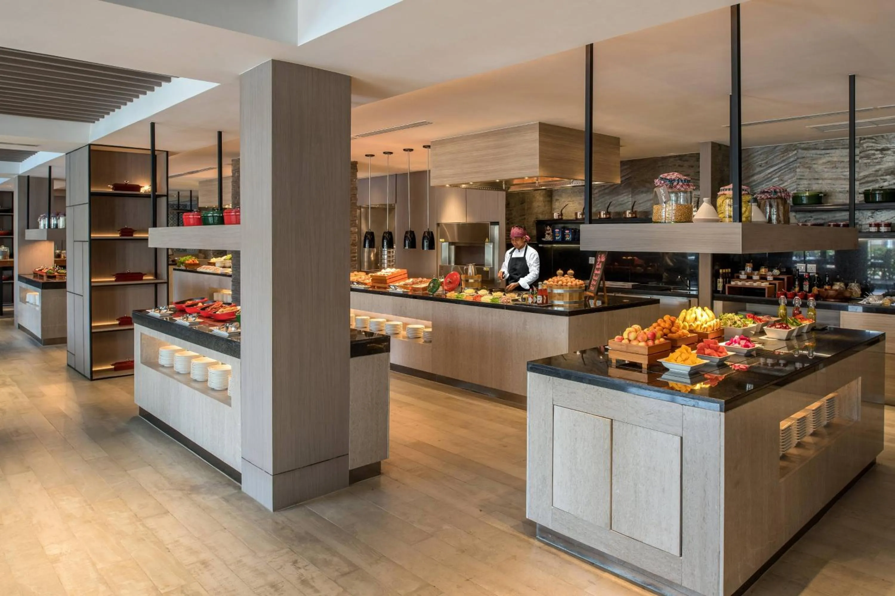 Restaurant/places to eat in Courtyard by Marriott Siem Reap Resort