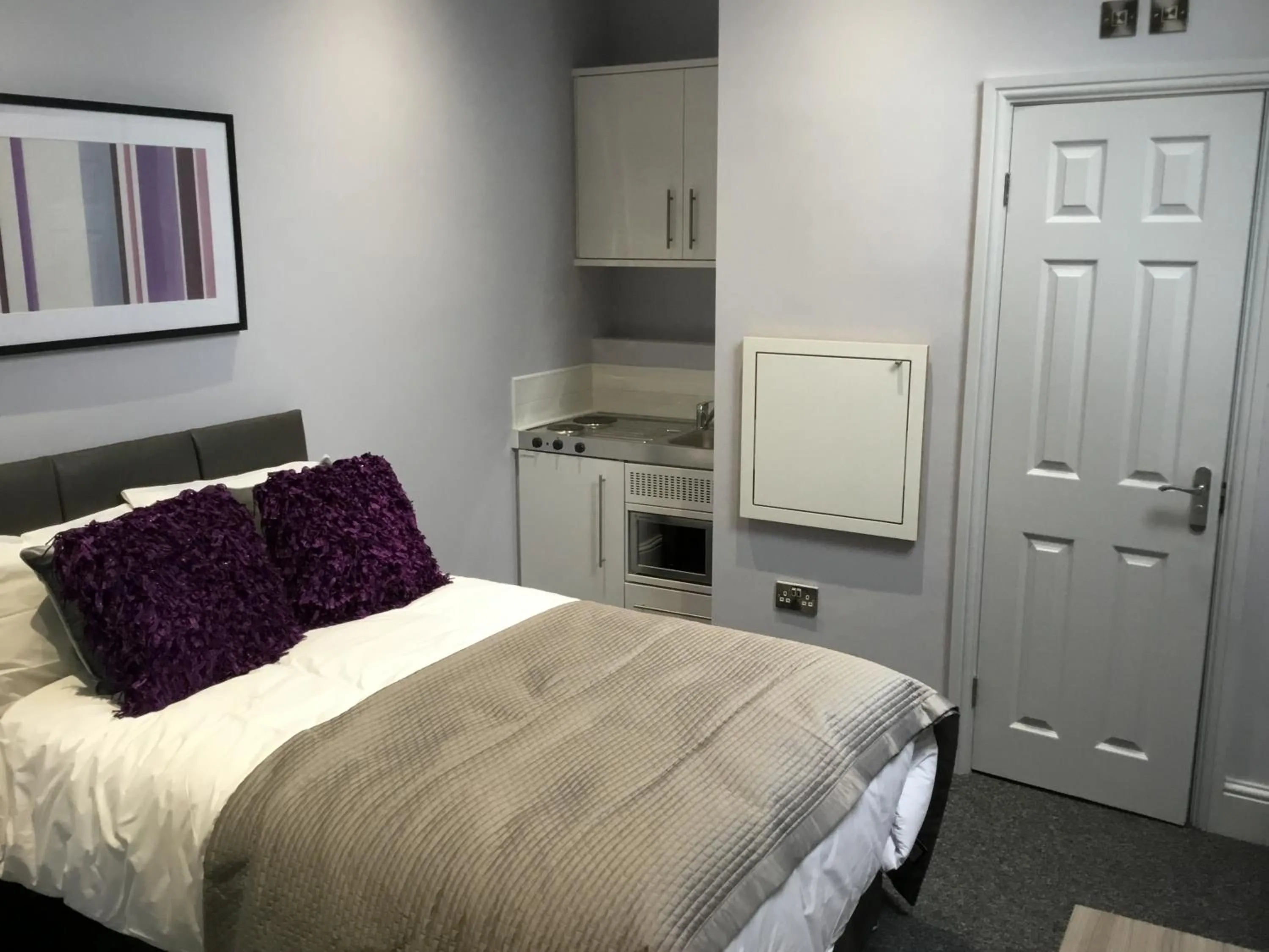 Bedroom, Bed in Old County Court