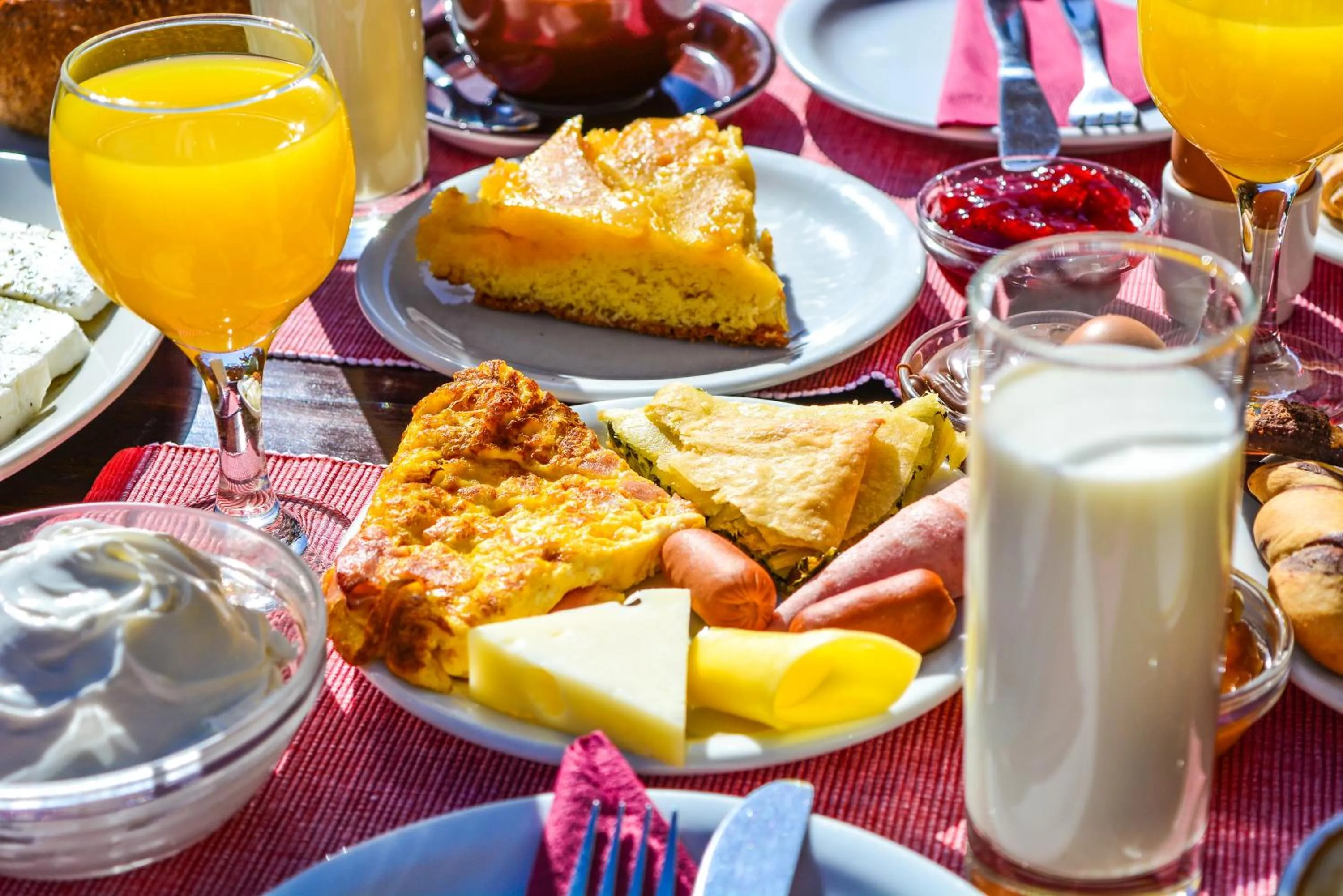 Breakfast in Pigi Tarlampa Hotel