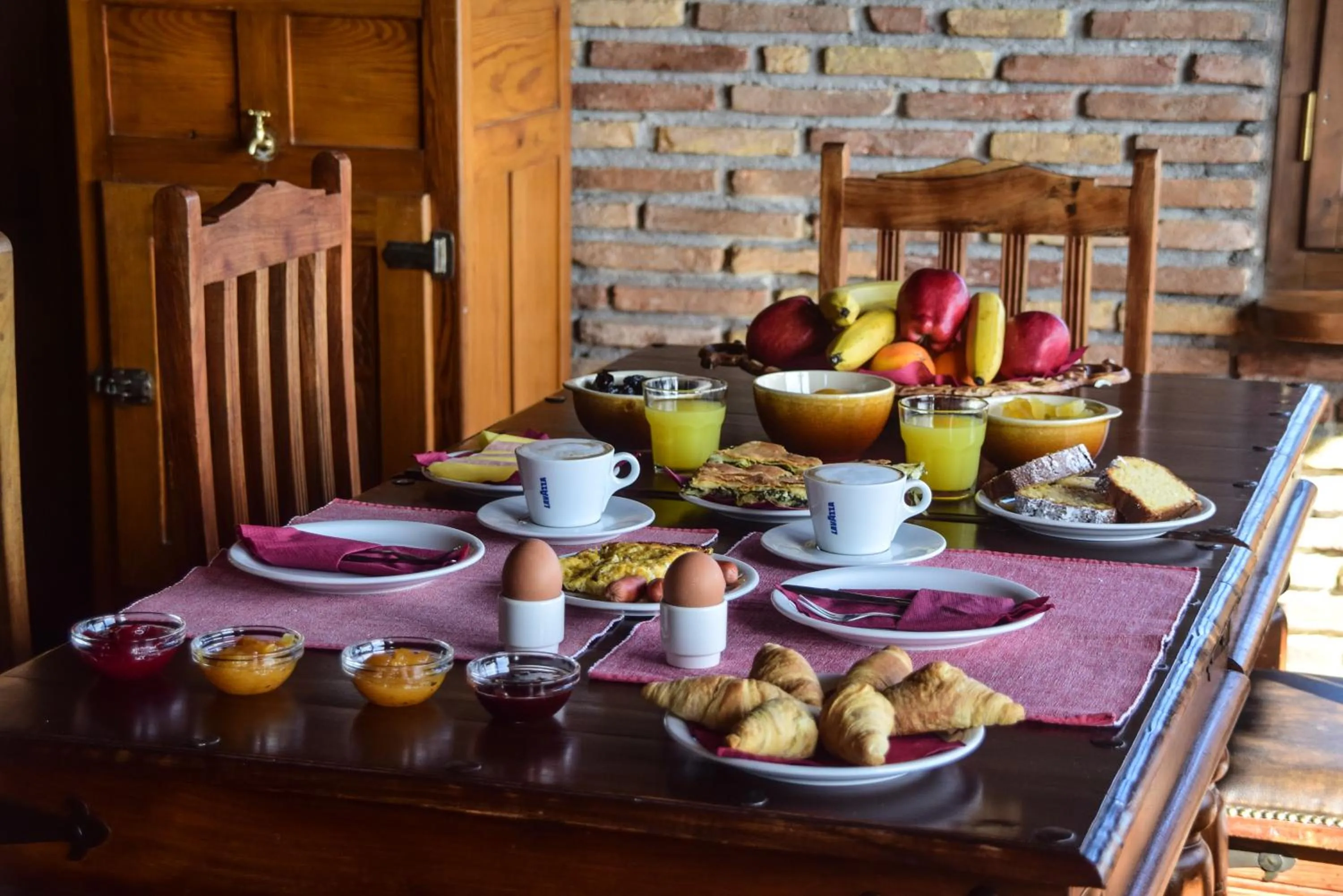 Breakfast in Pigi Tarlampa Hotel
