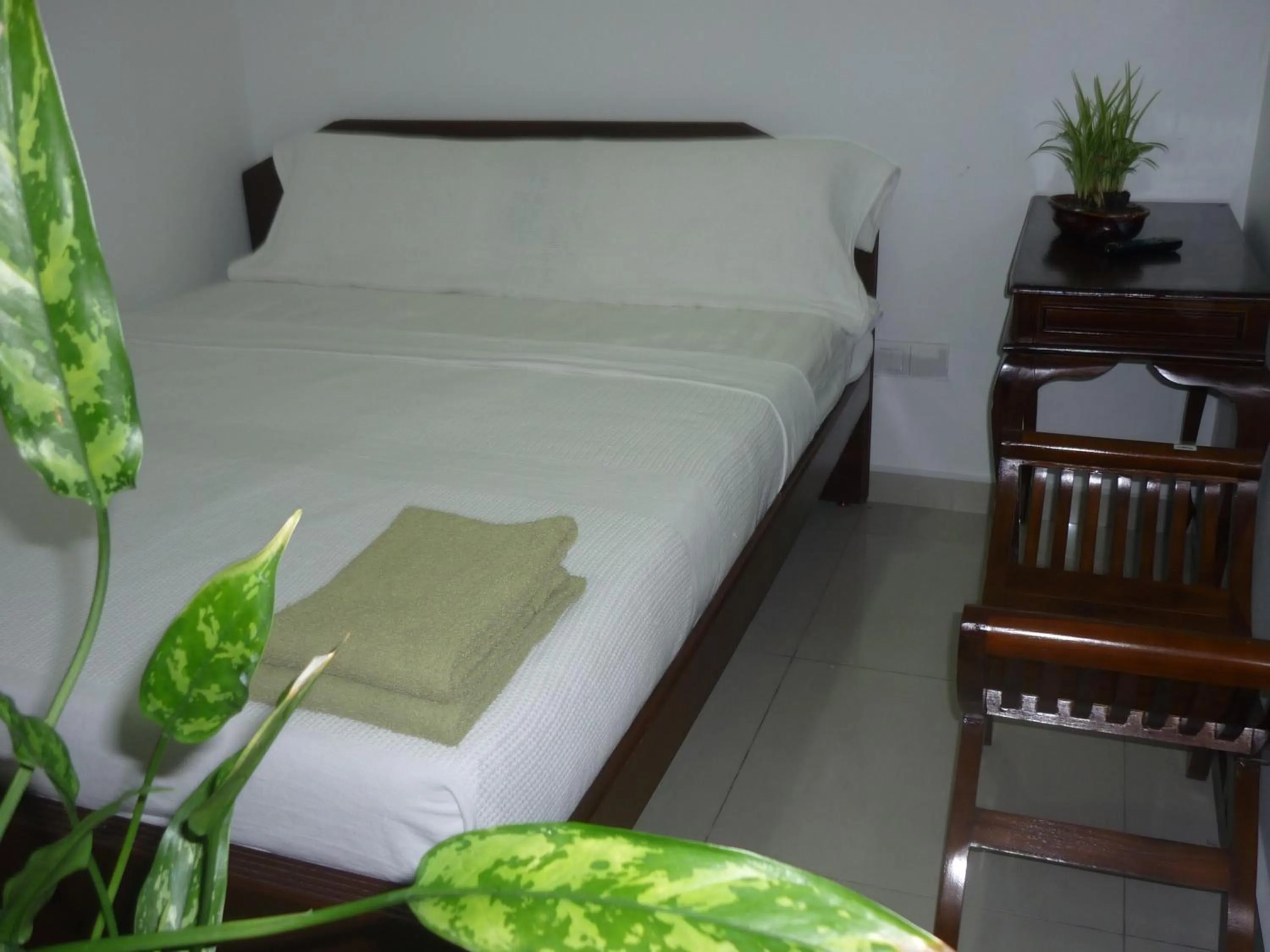 Bed in Hotel Paka INN