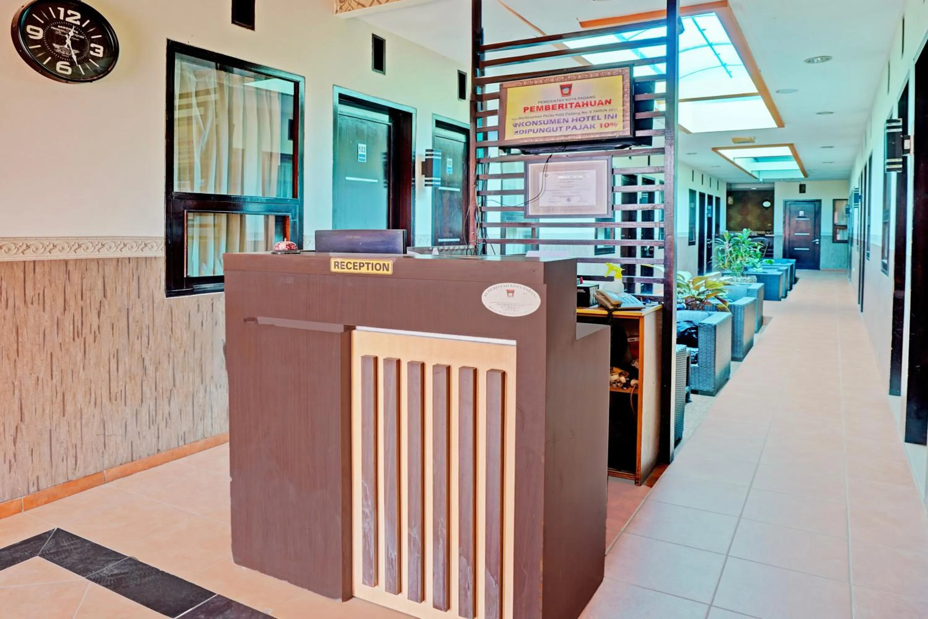 Lobby or reception in Hotel O Padang City Center Near Pantai Padang Formerly D'Dhave Hotel