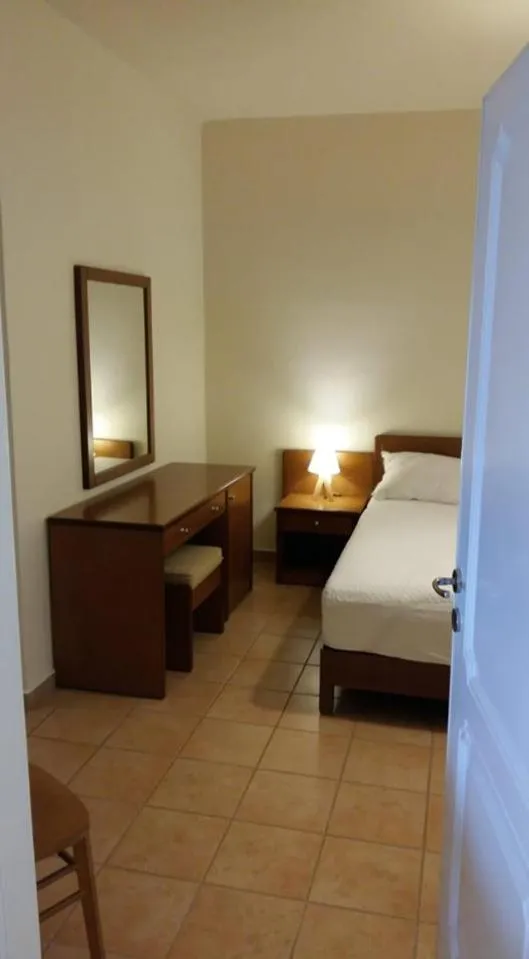 Bedroom, Bed in Kallicrates Village