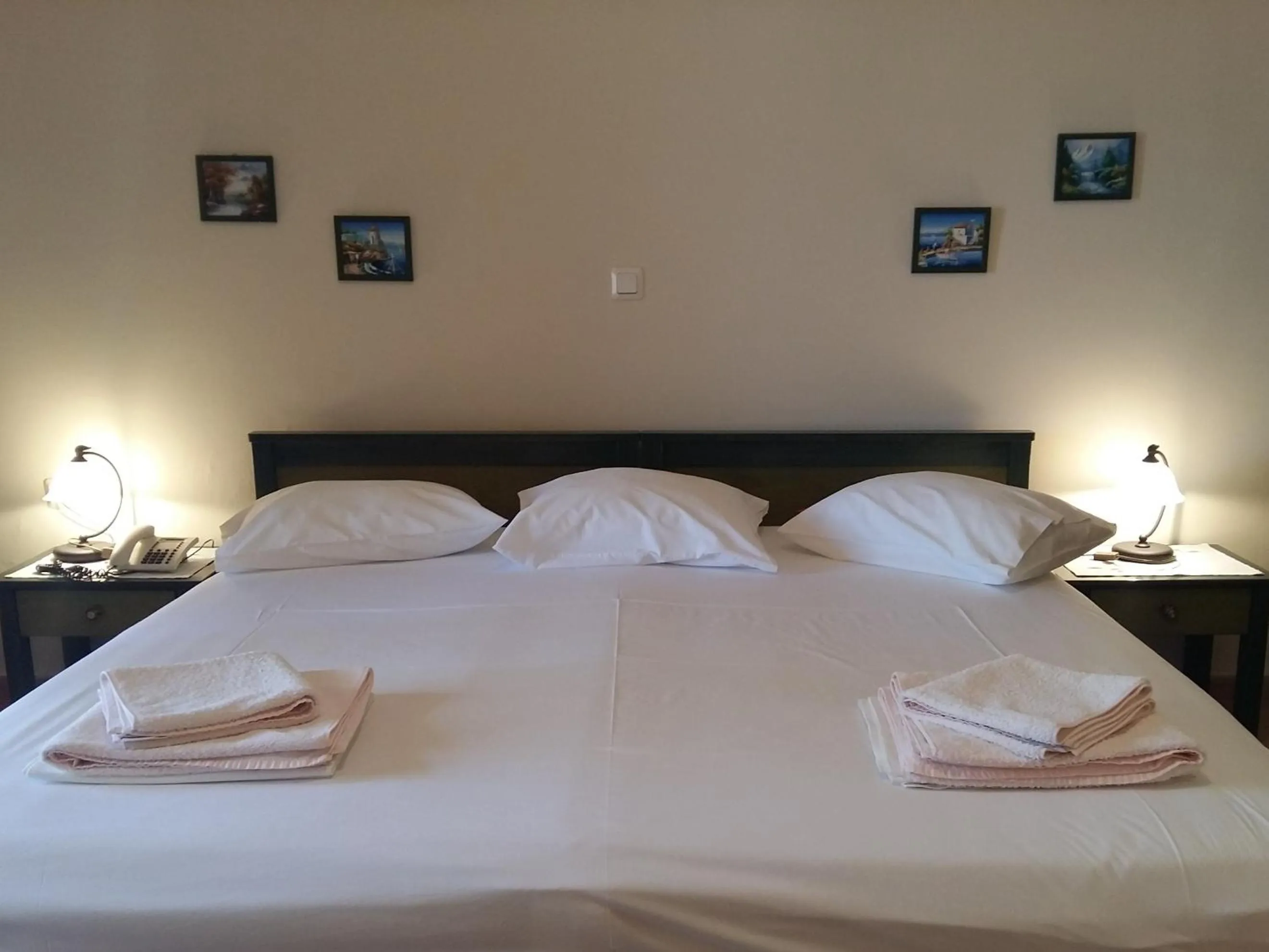 Bed in Kallicrates Village