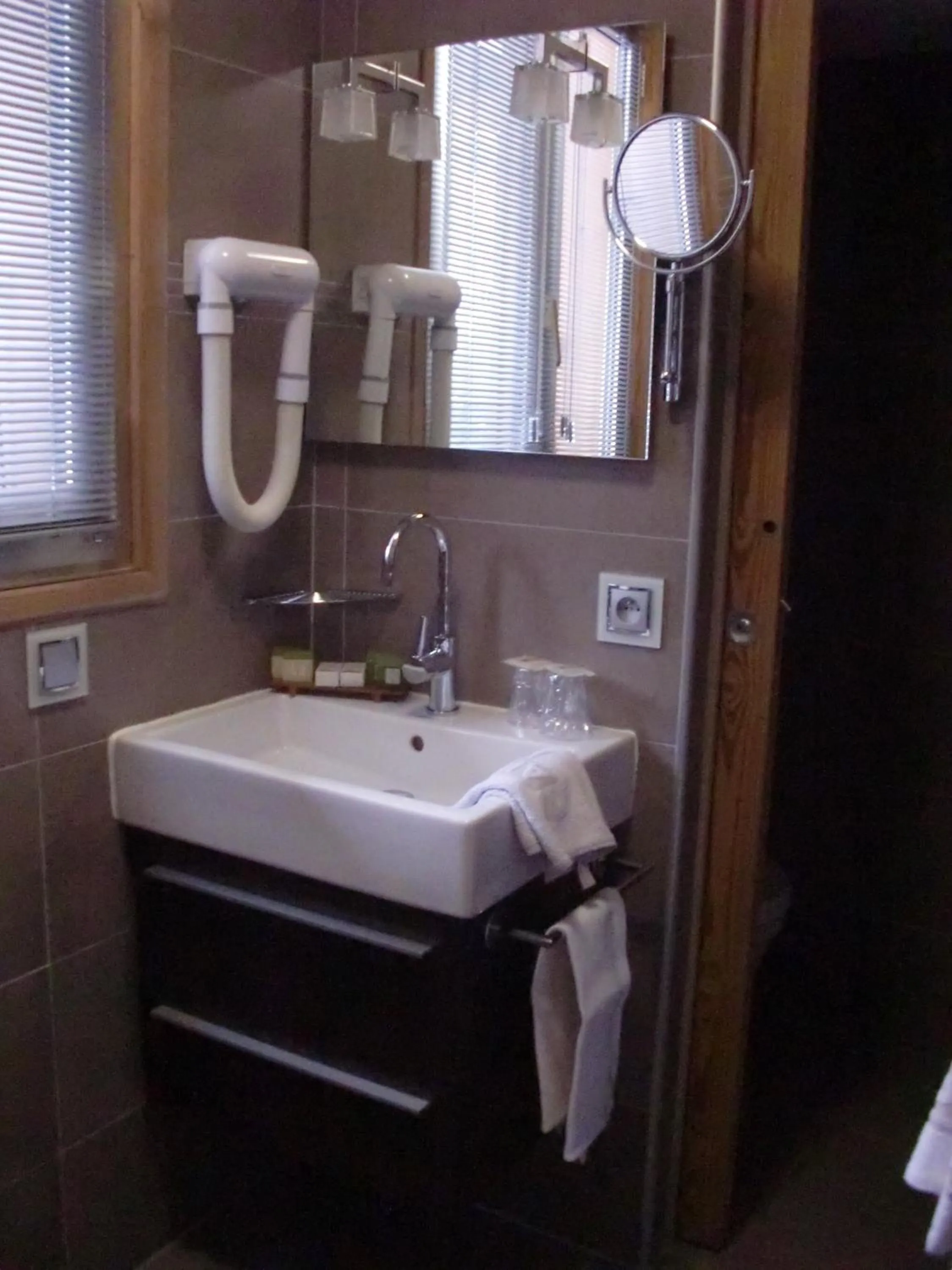 Bathroom in Aiguille du Midi - Hôtel & Restaurant