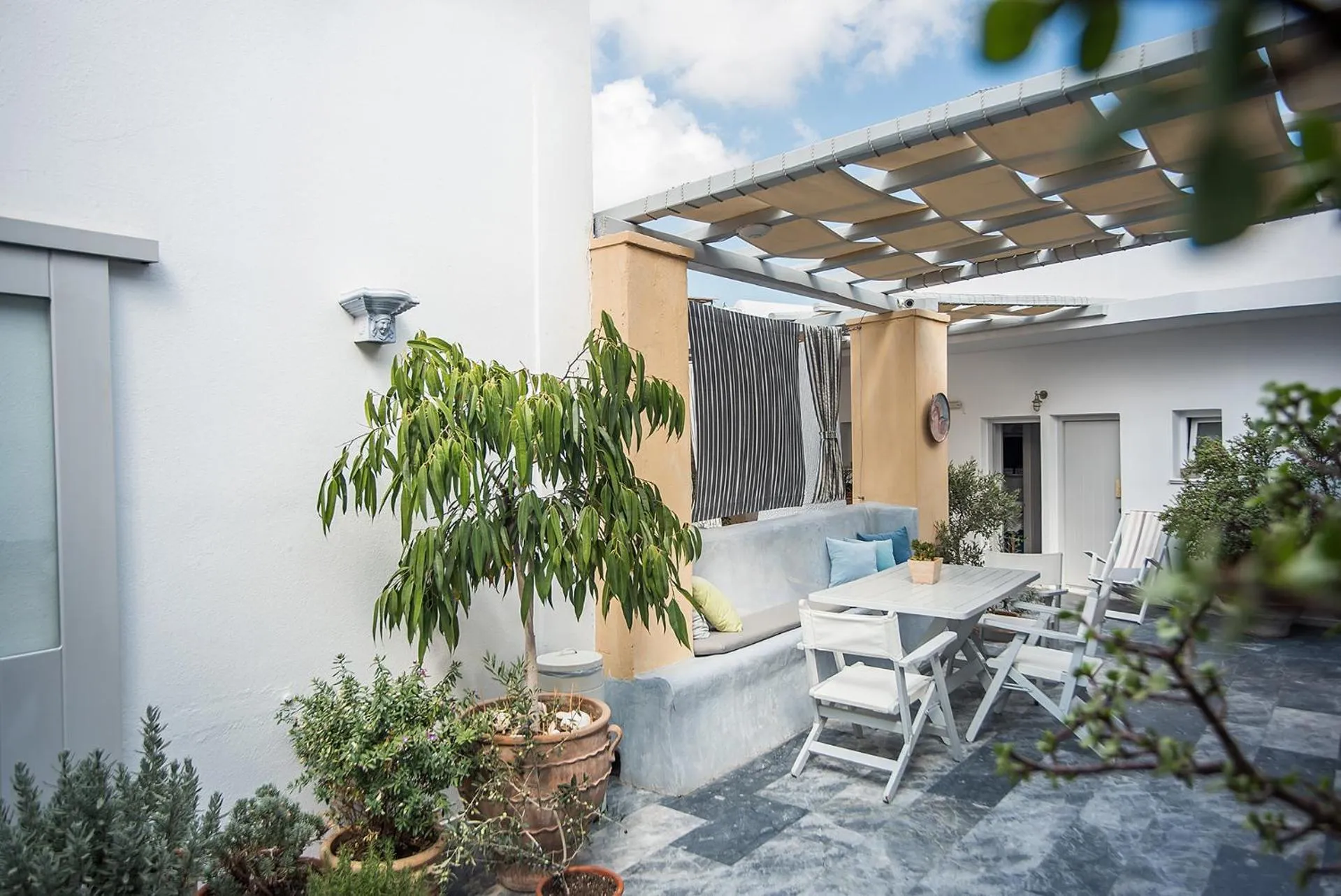 Garden in Argonauta Hotel