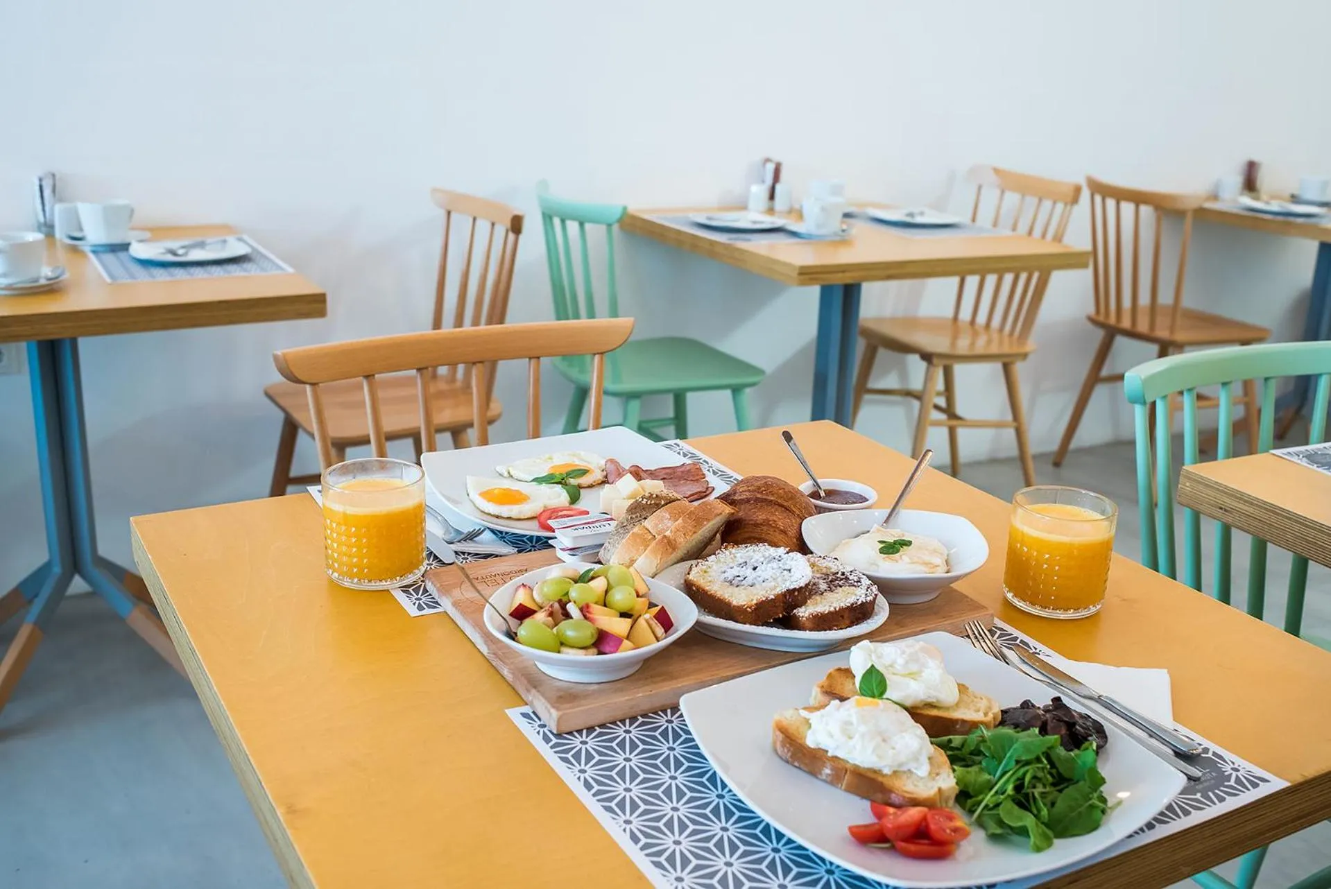 Food and drinks in Argonauta Hotel