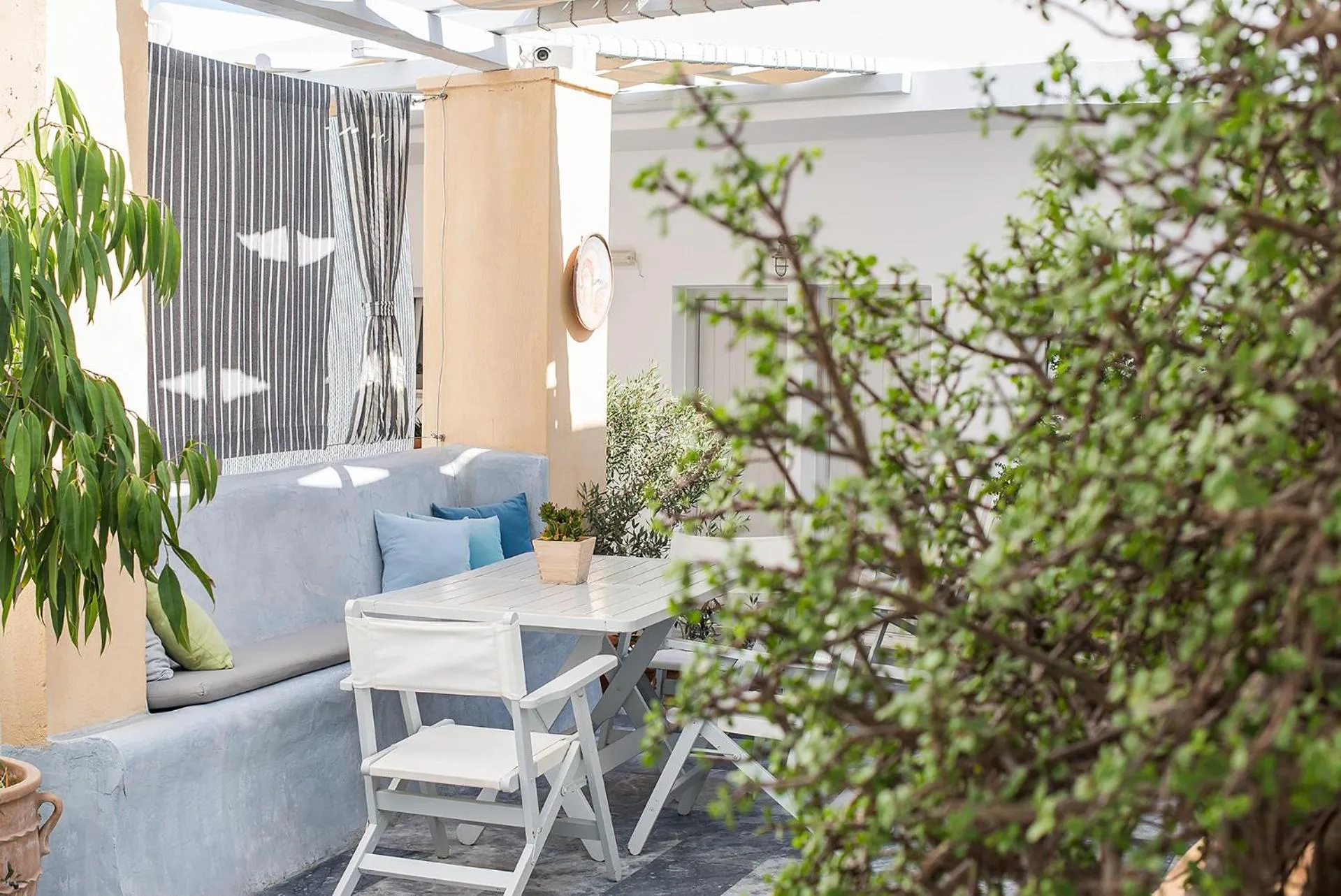 Garden in Argonauta Hotel