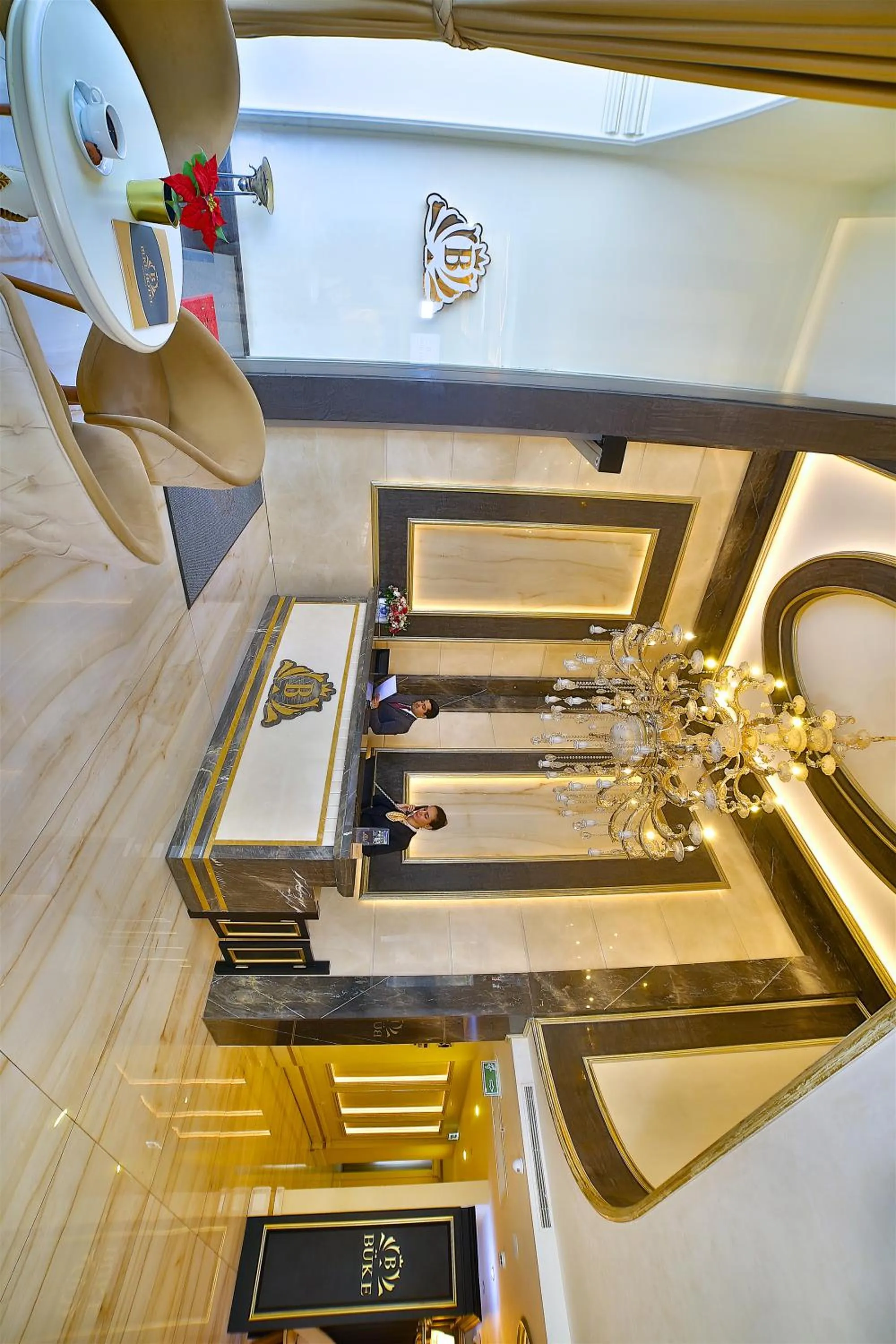 Lobby or reception in Büke Hotel Şişli