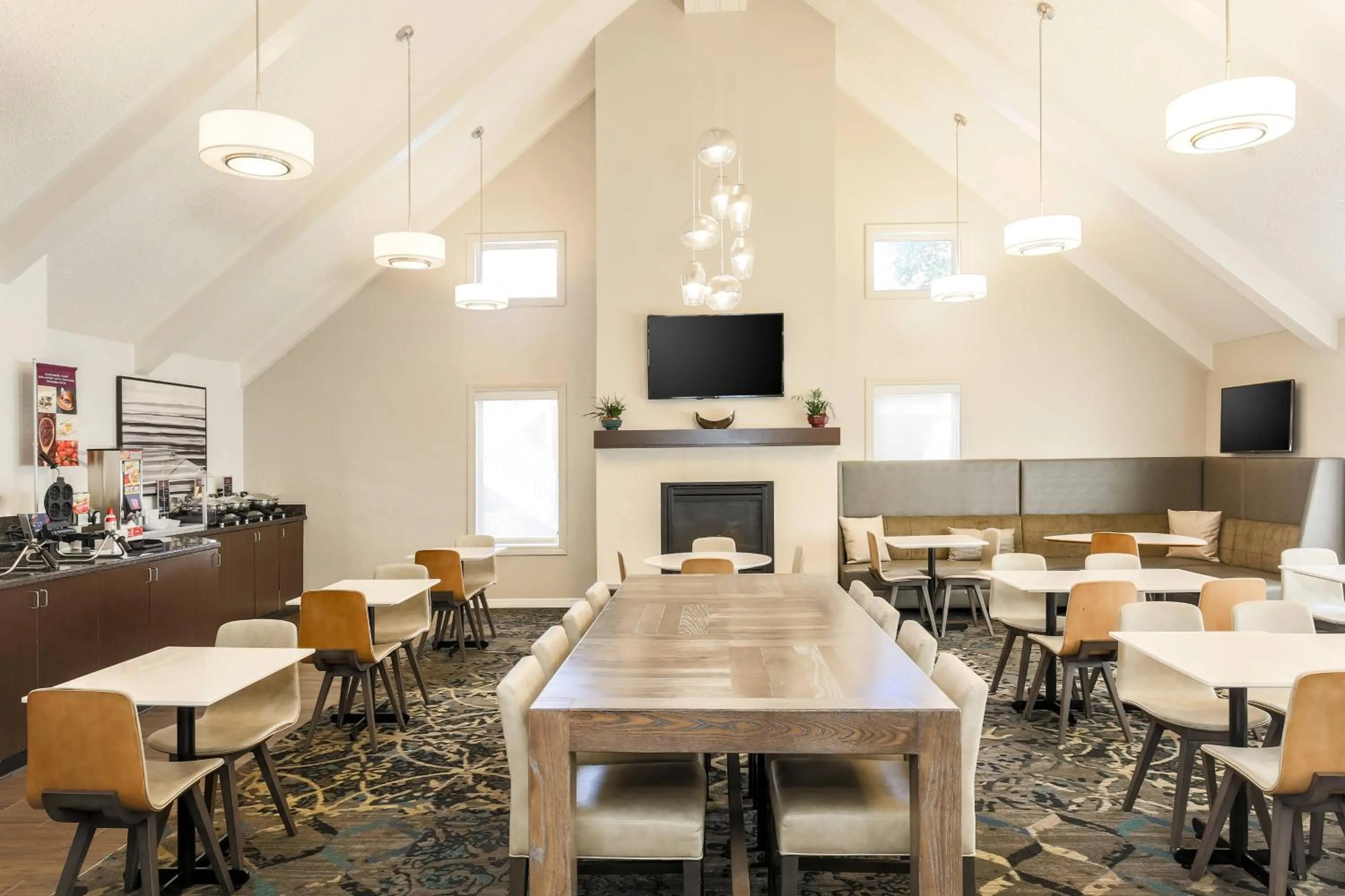 Restaurant/places to eat in Residence Inn Boca Raton