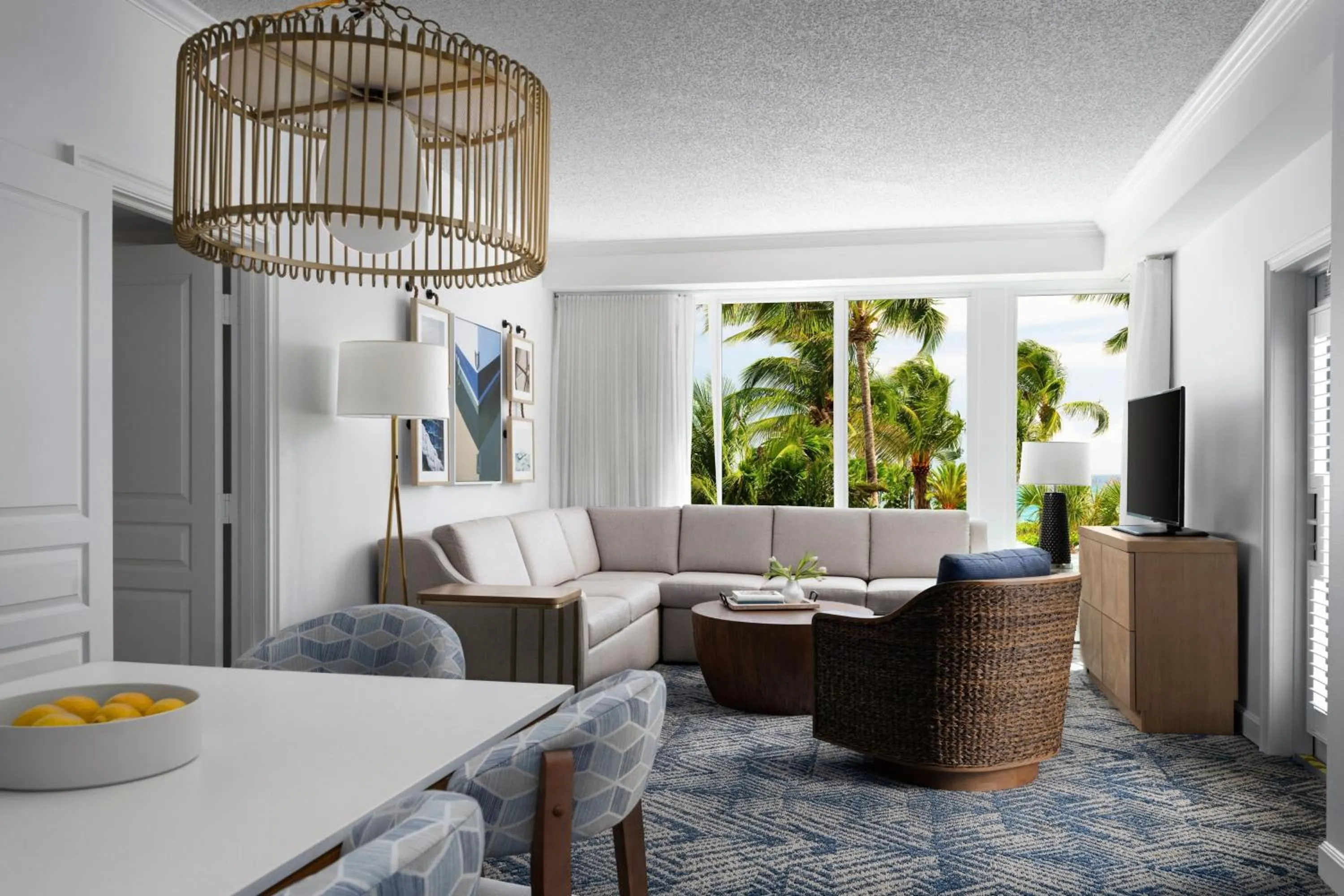 Living room in Marriott's Ocean Pointe
