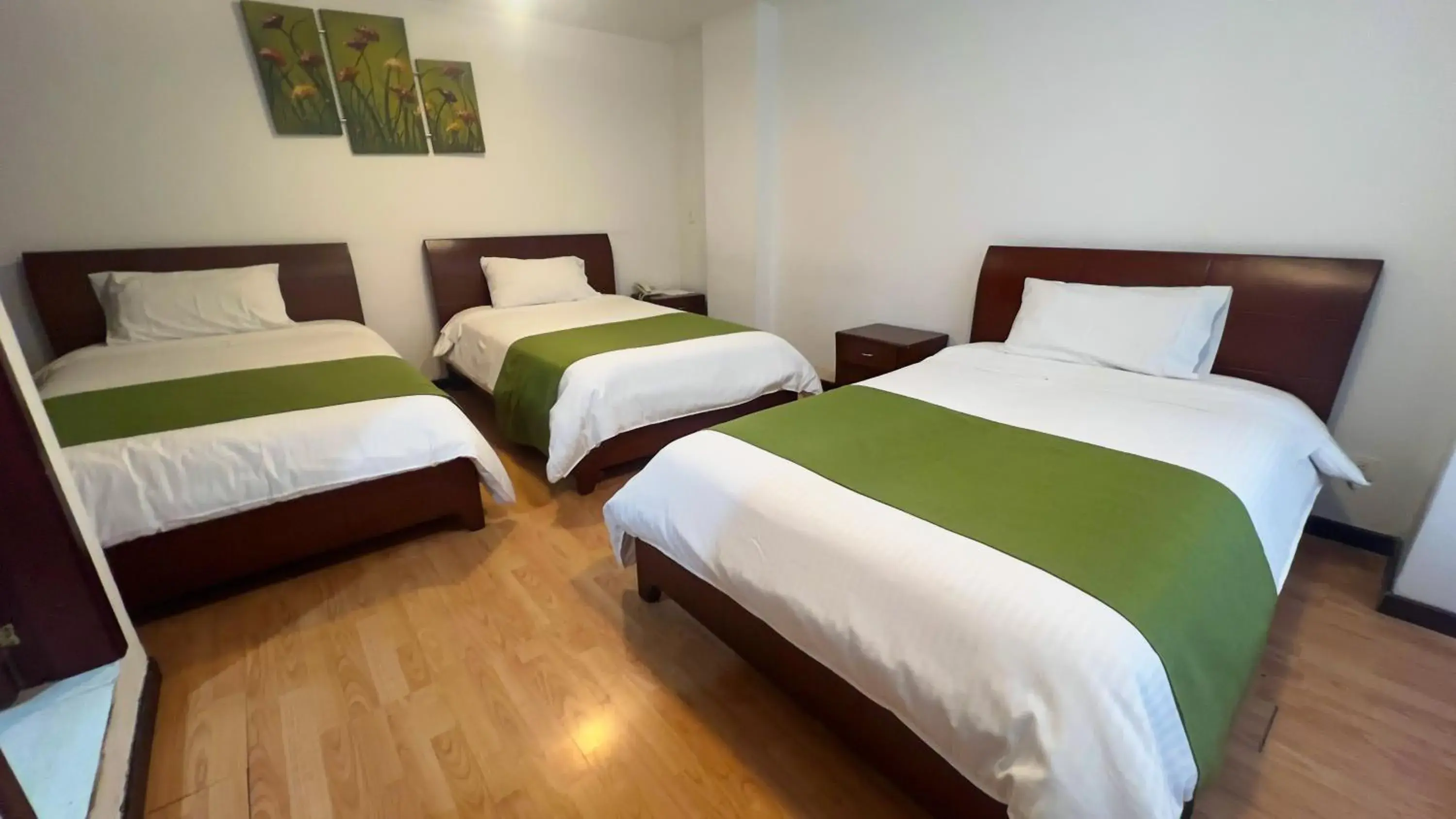 Triple Room in Nogal Suite Hotel Pasto Triple Room in Nogal Suite Hotel Pasto