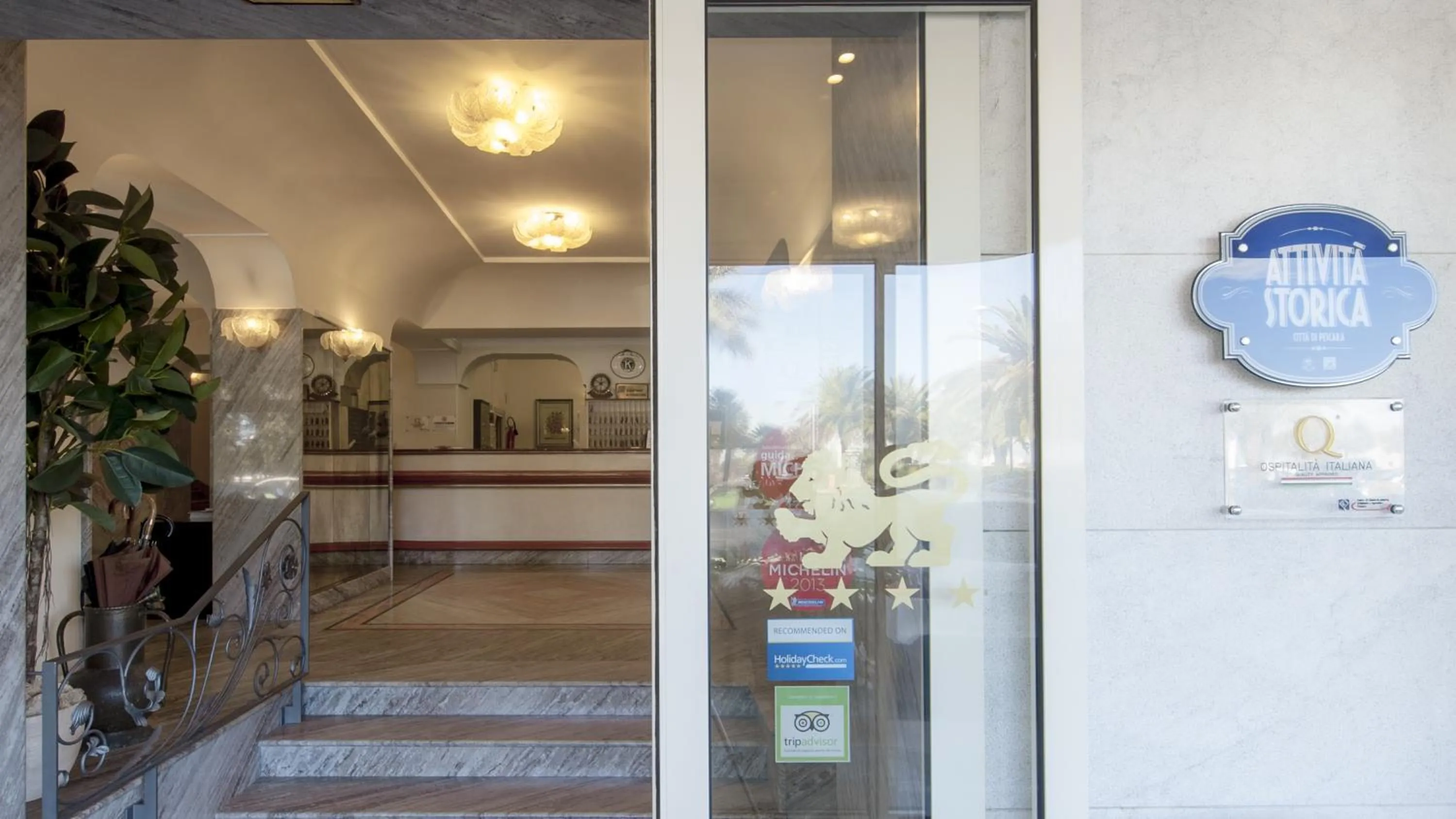 Facade/entrance in Hotel Esplanade